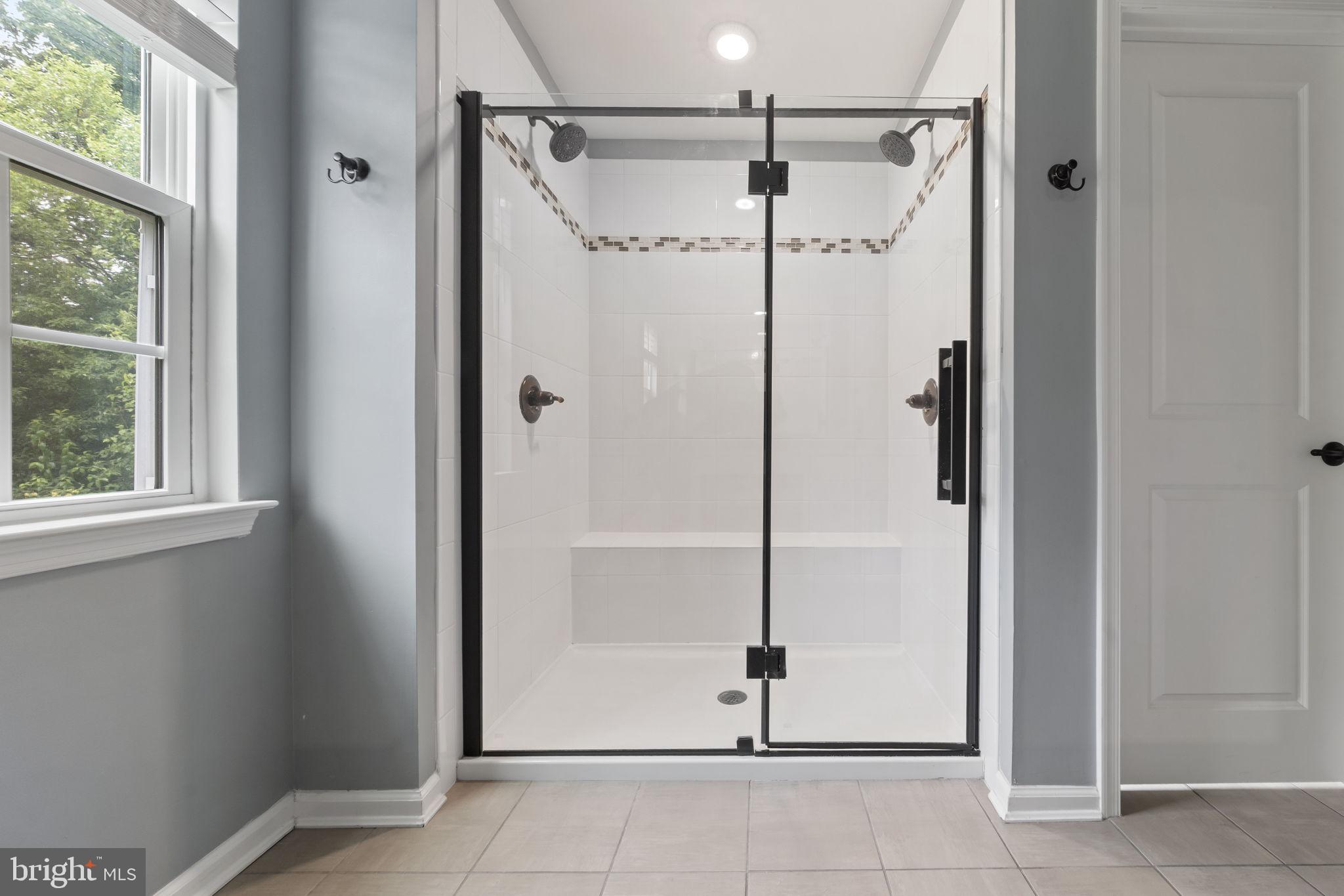 HANOVER POINTE - Residential