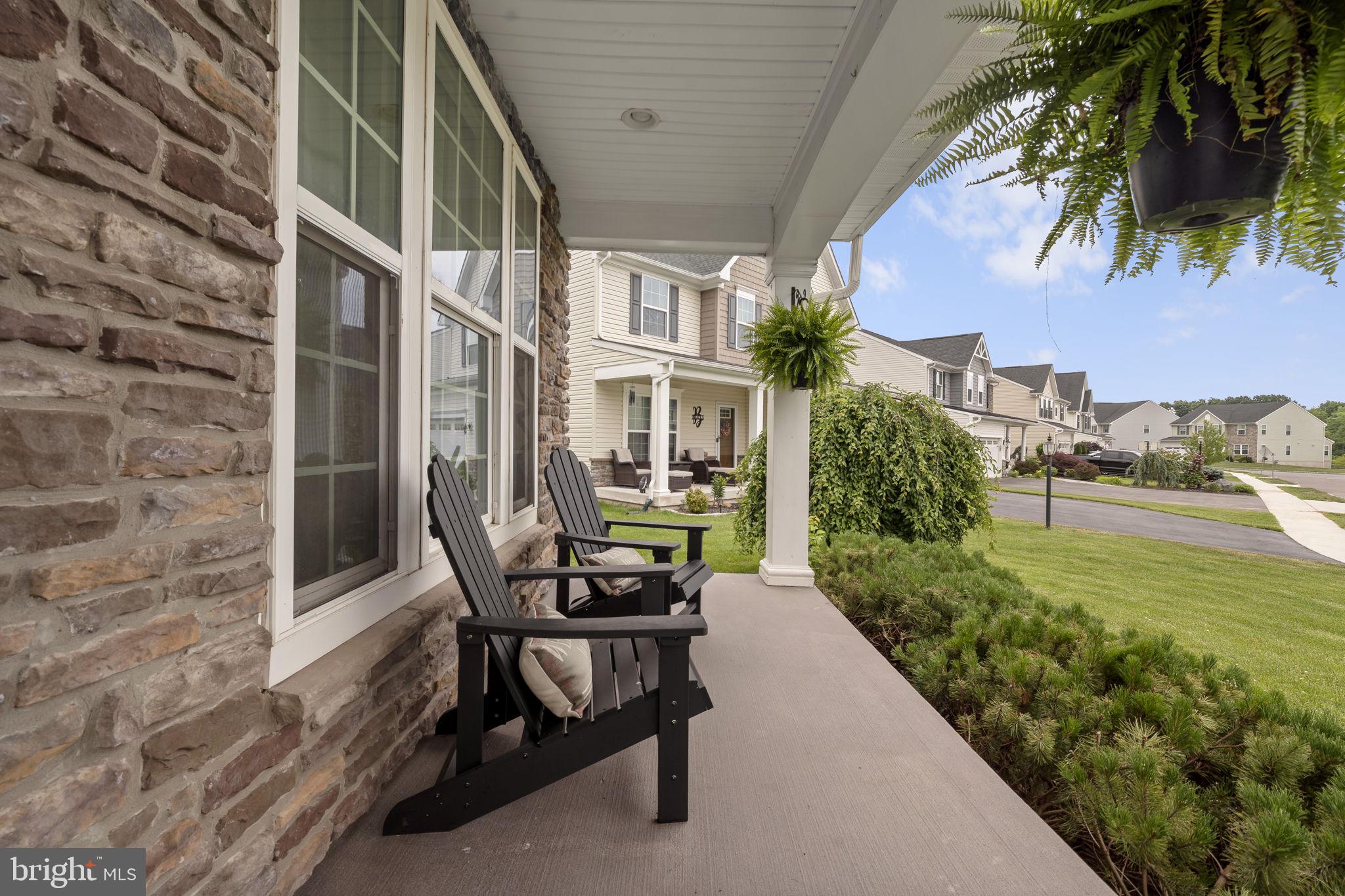 HANOVER POINTE - Residential