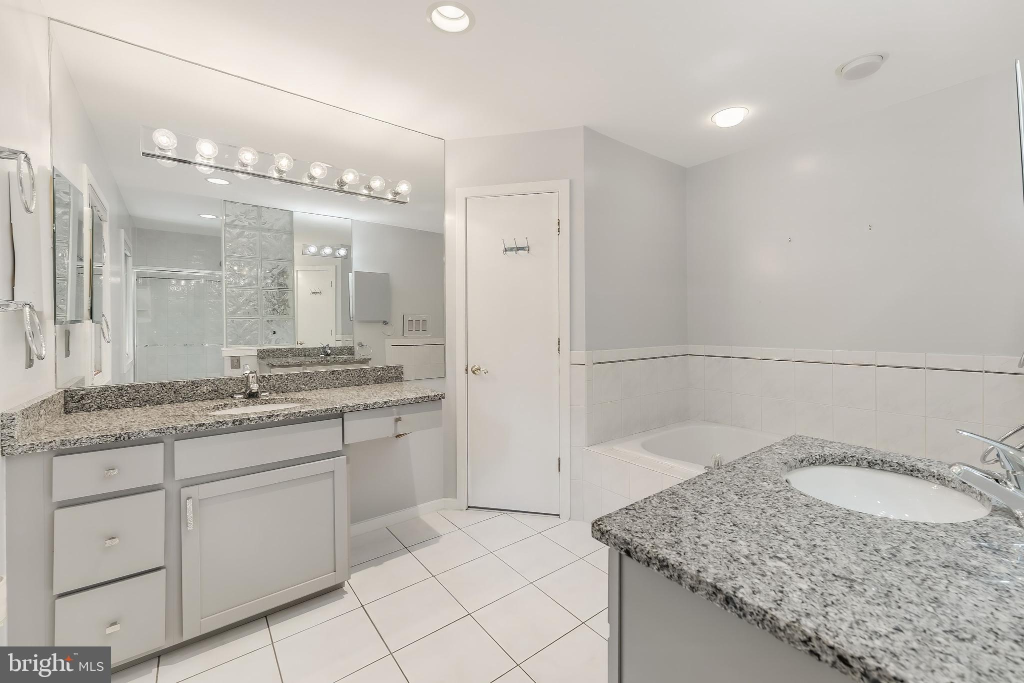 GLEN PARK - Residential