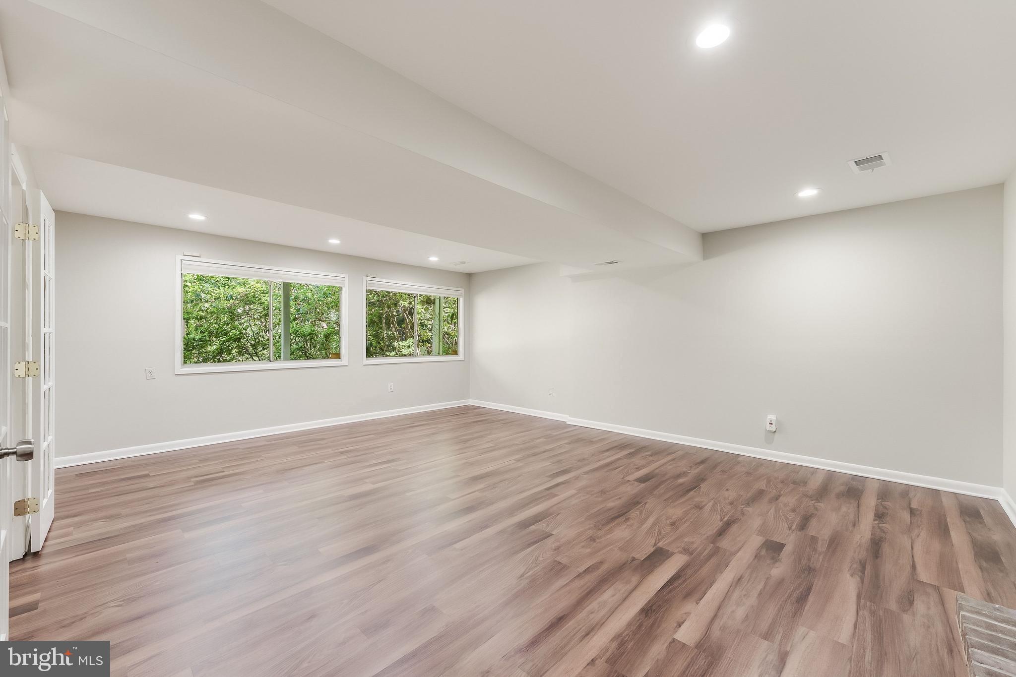 GLEN PARK - Residential