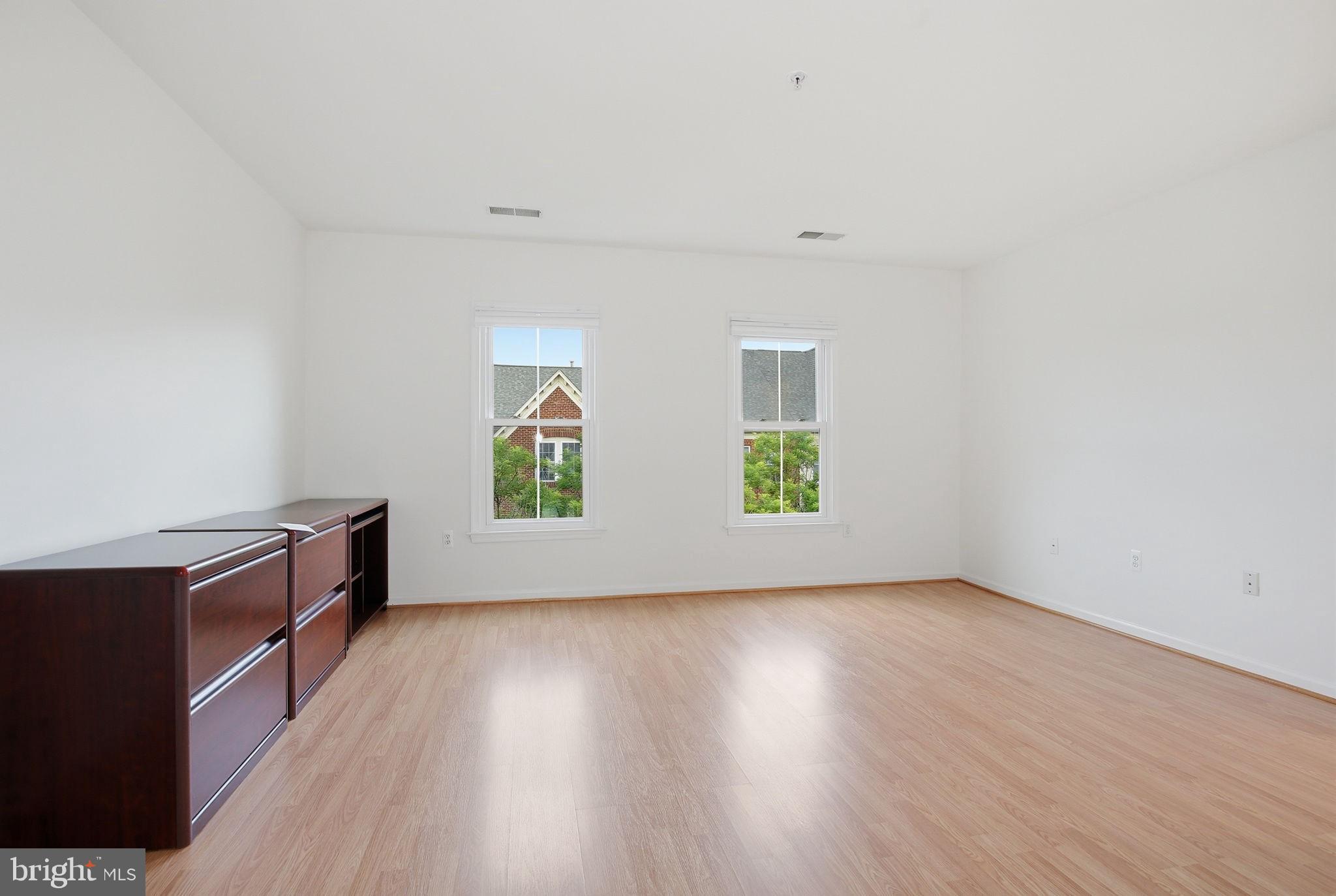 KING FARM - Residential