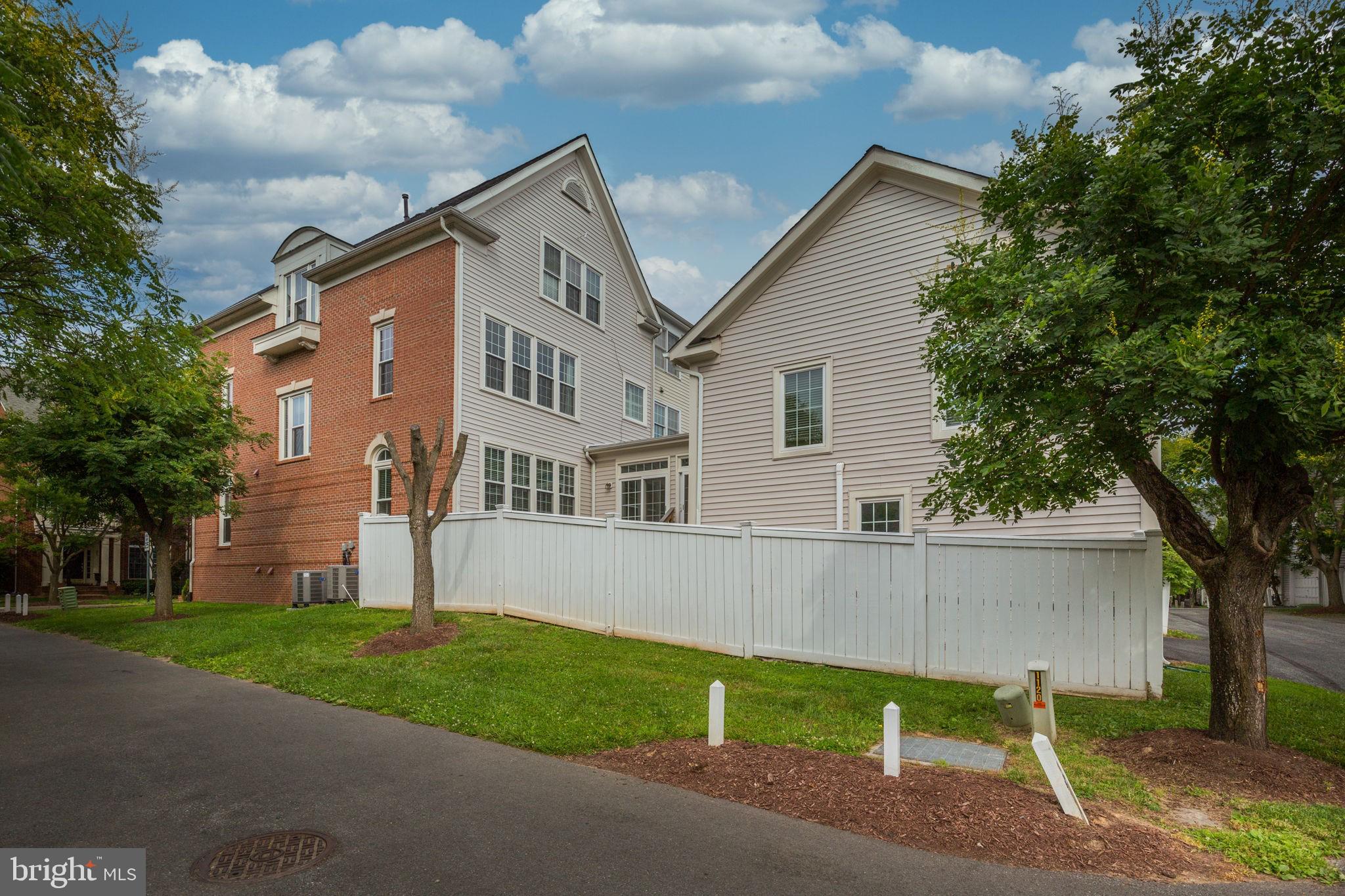 KING FARM - Residential