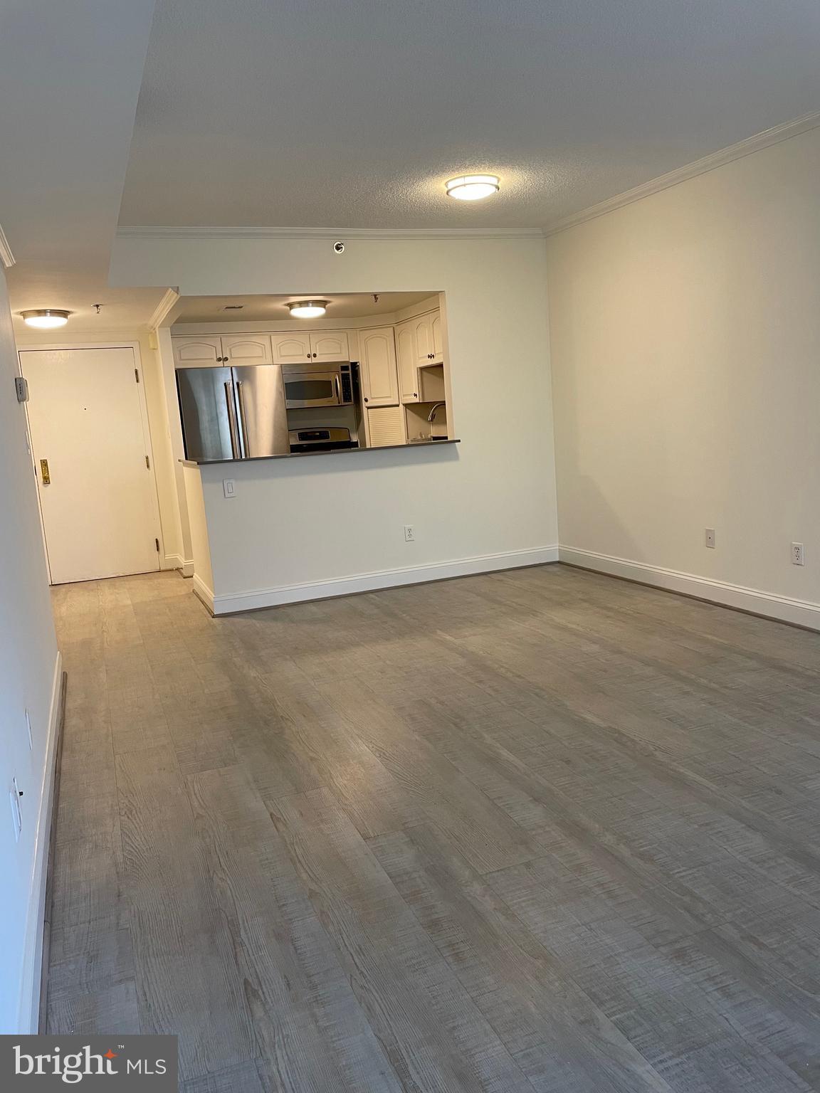 DOWNTOWN BETHESDA - Residential