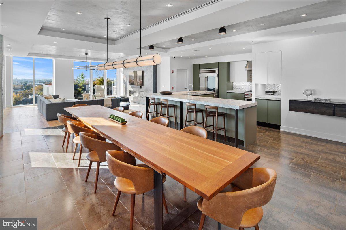 RITTENHOUSE SQUARE - Residential Lease
