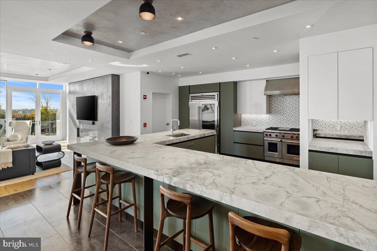 RITTENHOUSE SQUARE - Residential Lease