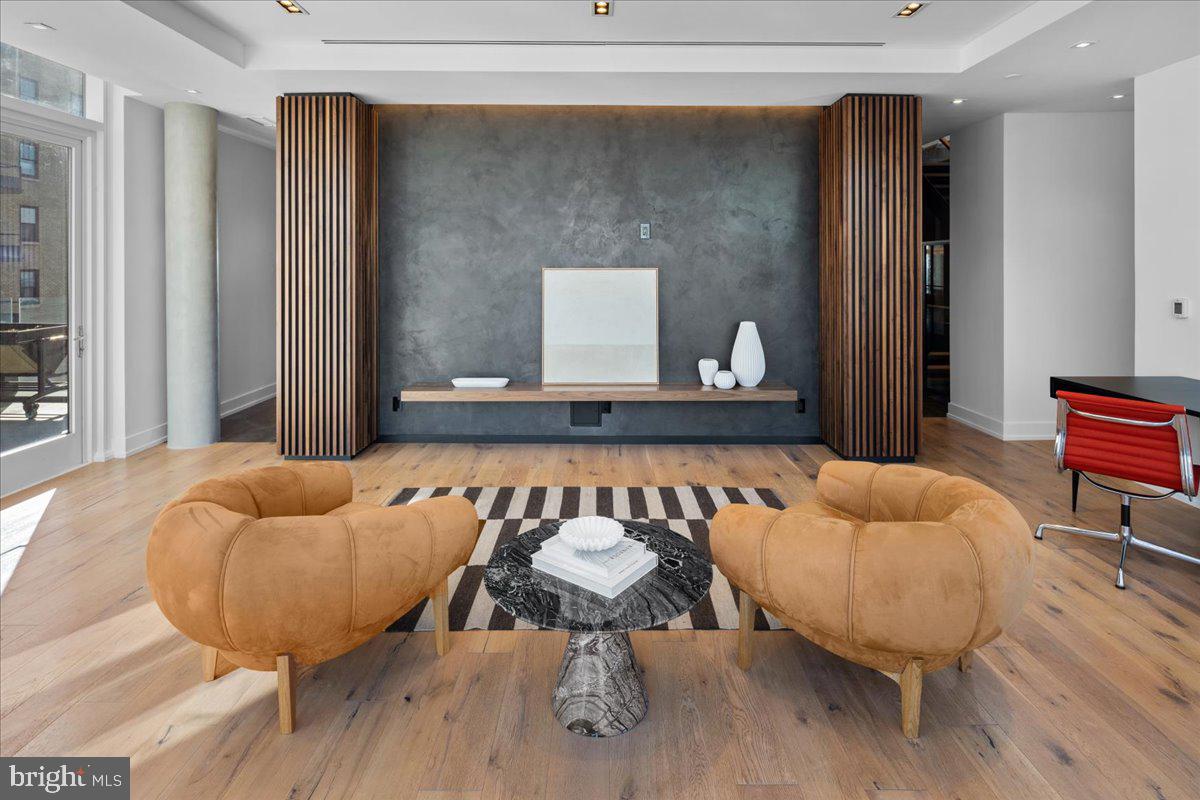 RITTENHOUSE SQUARE - Residential Lease