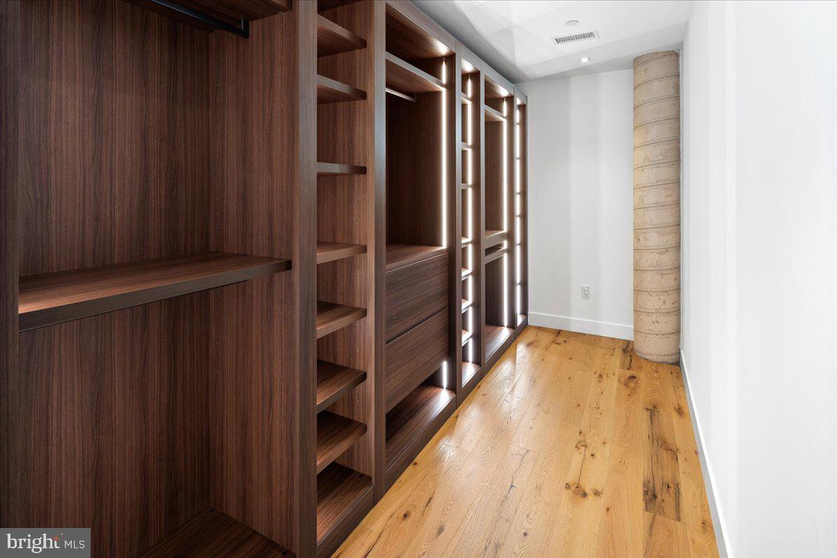 RITTENHOUSE SQUARE - Residential Lease
