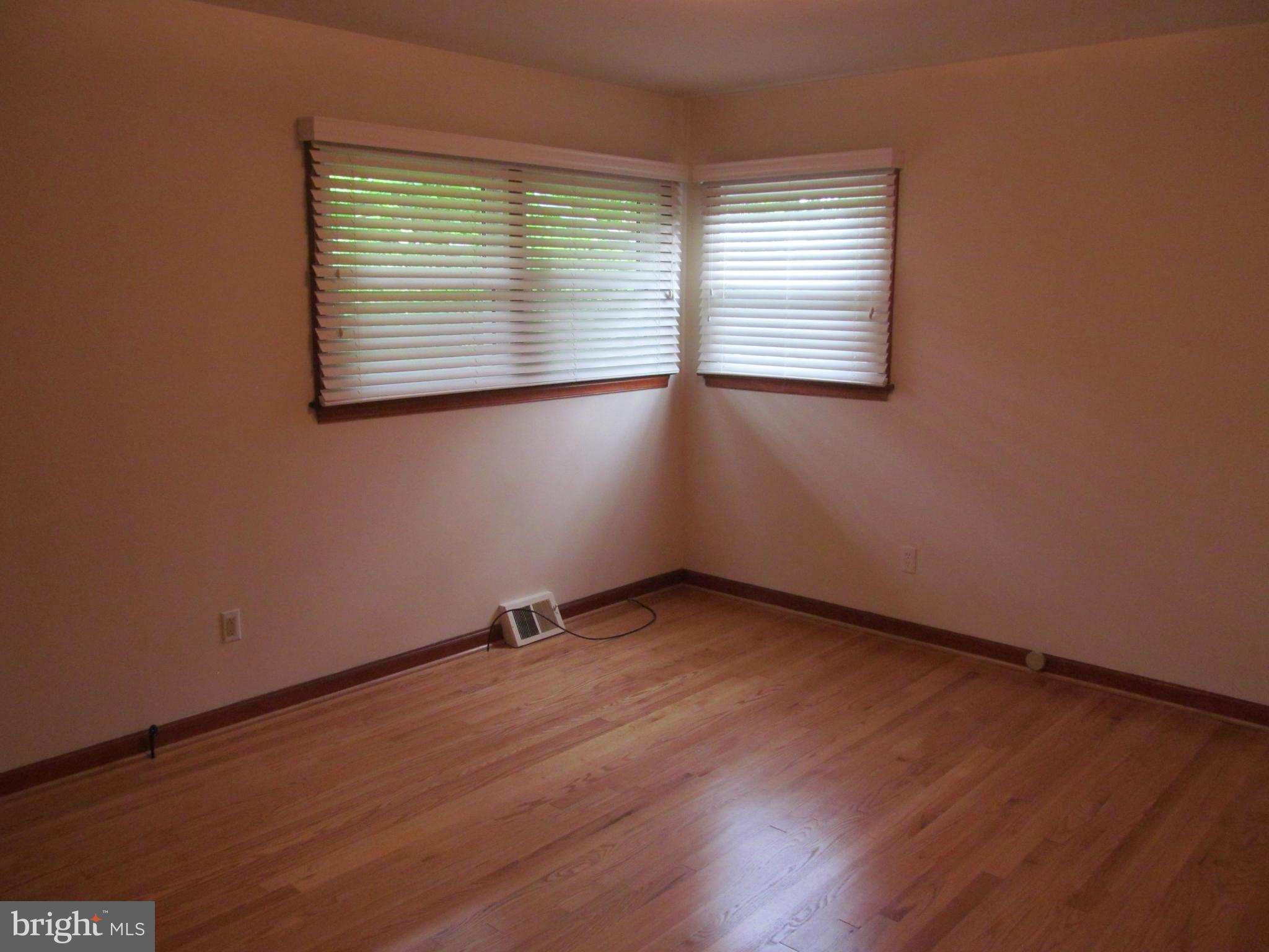 STUYVESANT ACRES - Residential