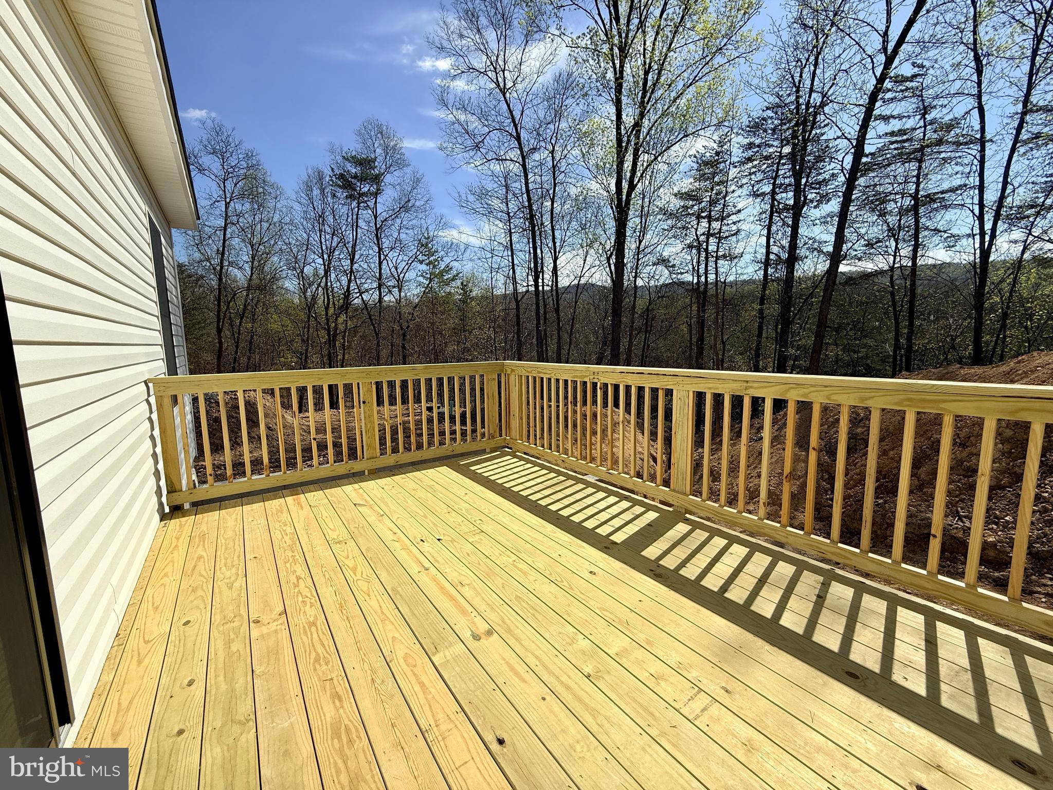 ASHTON FOREST - Residential