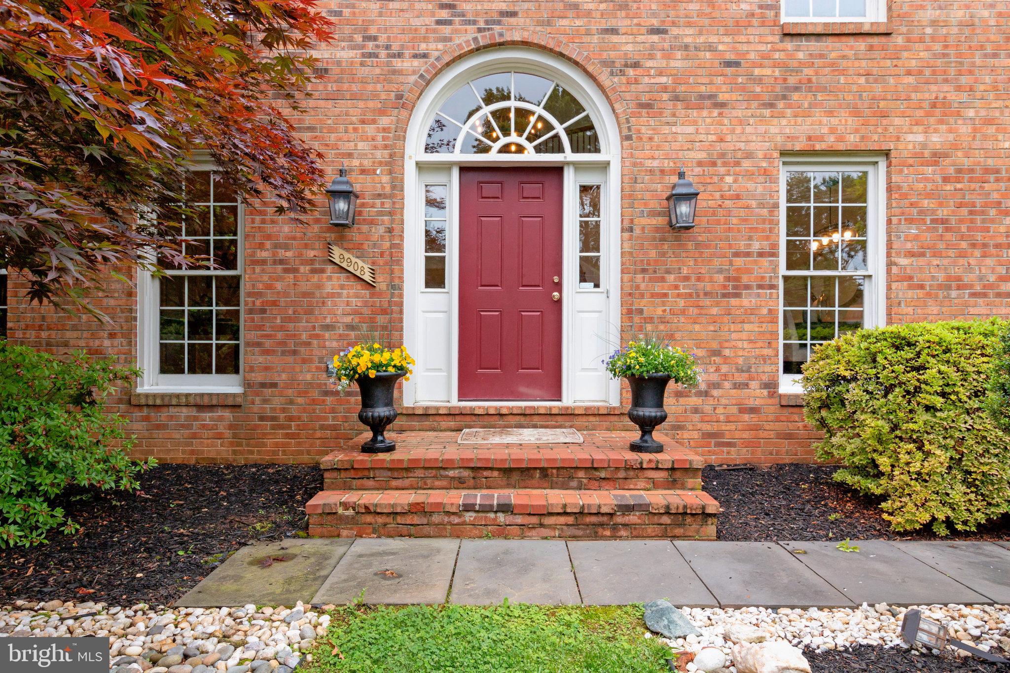 FALCONHURST - Residential