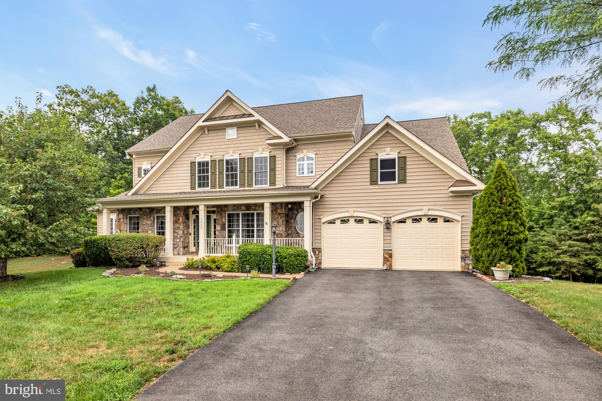 STONEWALL MANOR - Residential