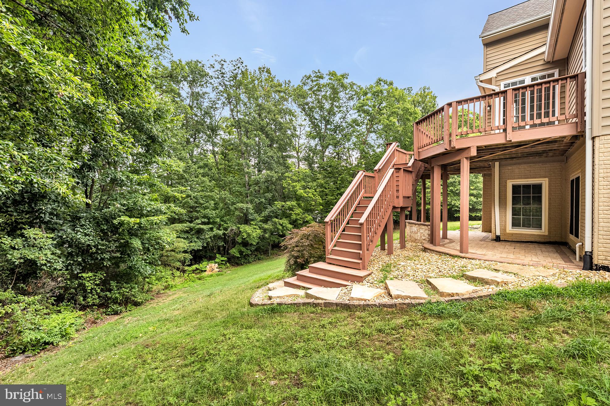 STONEWALL MANOR - Residential