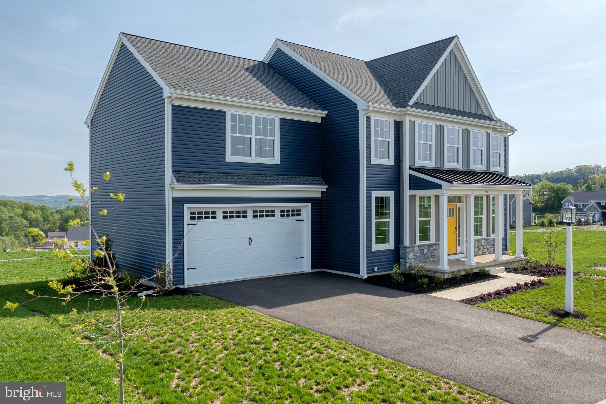 RIVER RIDGE HILLS - Residential