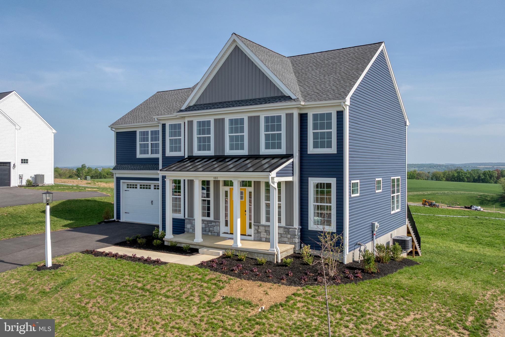 RIVER RIDGE HILLS - Residential