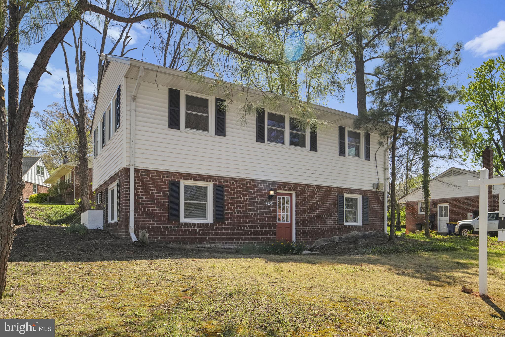 NEW CARROLLTON - Residential