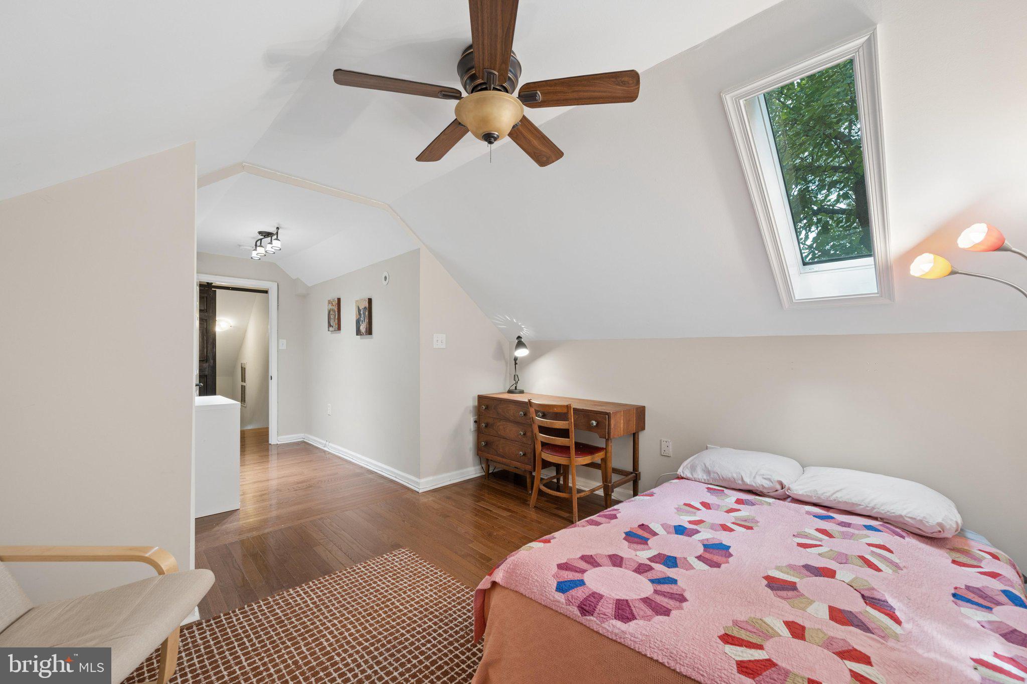 CAROLE HIGHLANDS - Residential
