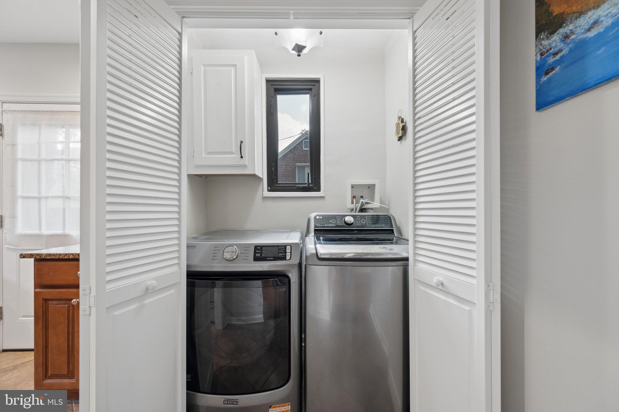 CAROLE HIGHLANDS - Residential