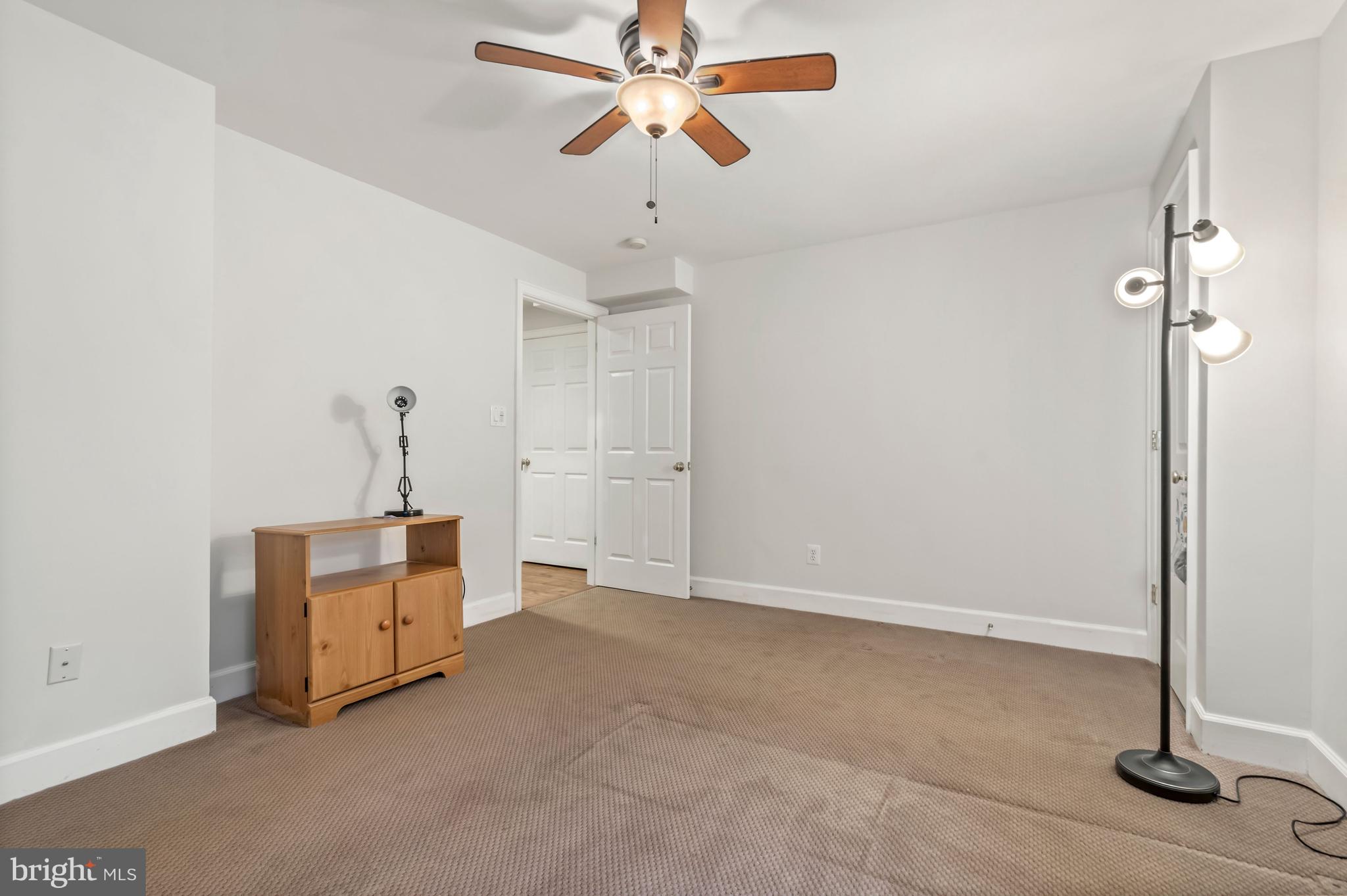 PINEY GLEN VILLAGE - Residential