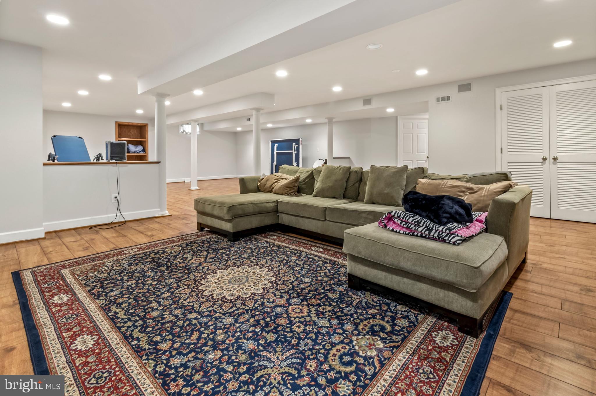 PINEY GLEN VILLAGE - Residential