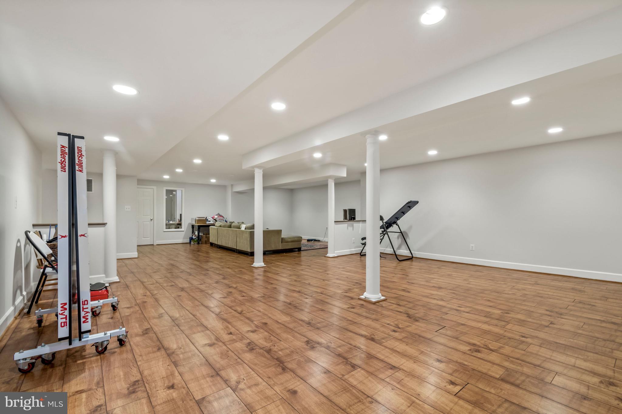 PINEY GLEN VILLAGE - Residential