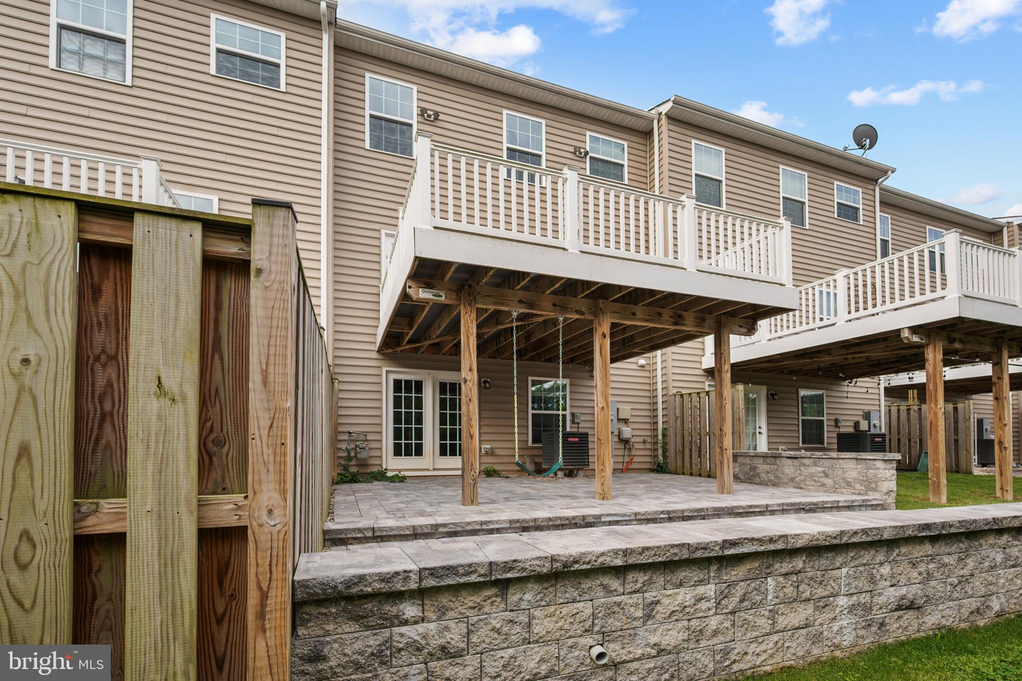 LAKE FREDERICK - Residential