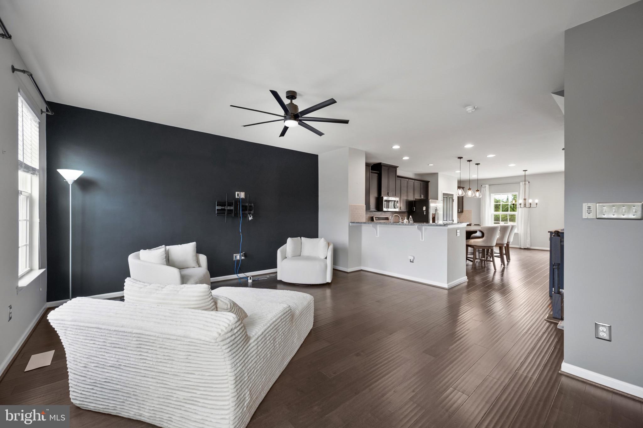 LAKE FREDERICK - Residential