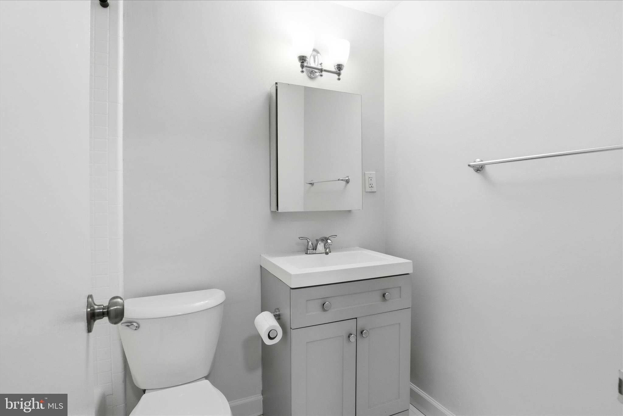 RIVER PLACE SOUTH - Residential