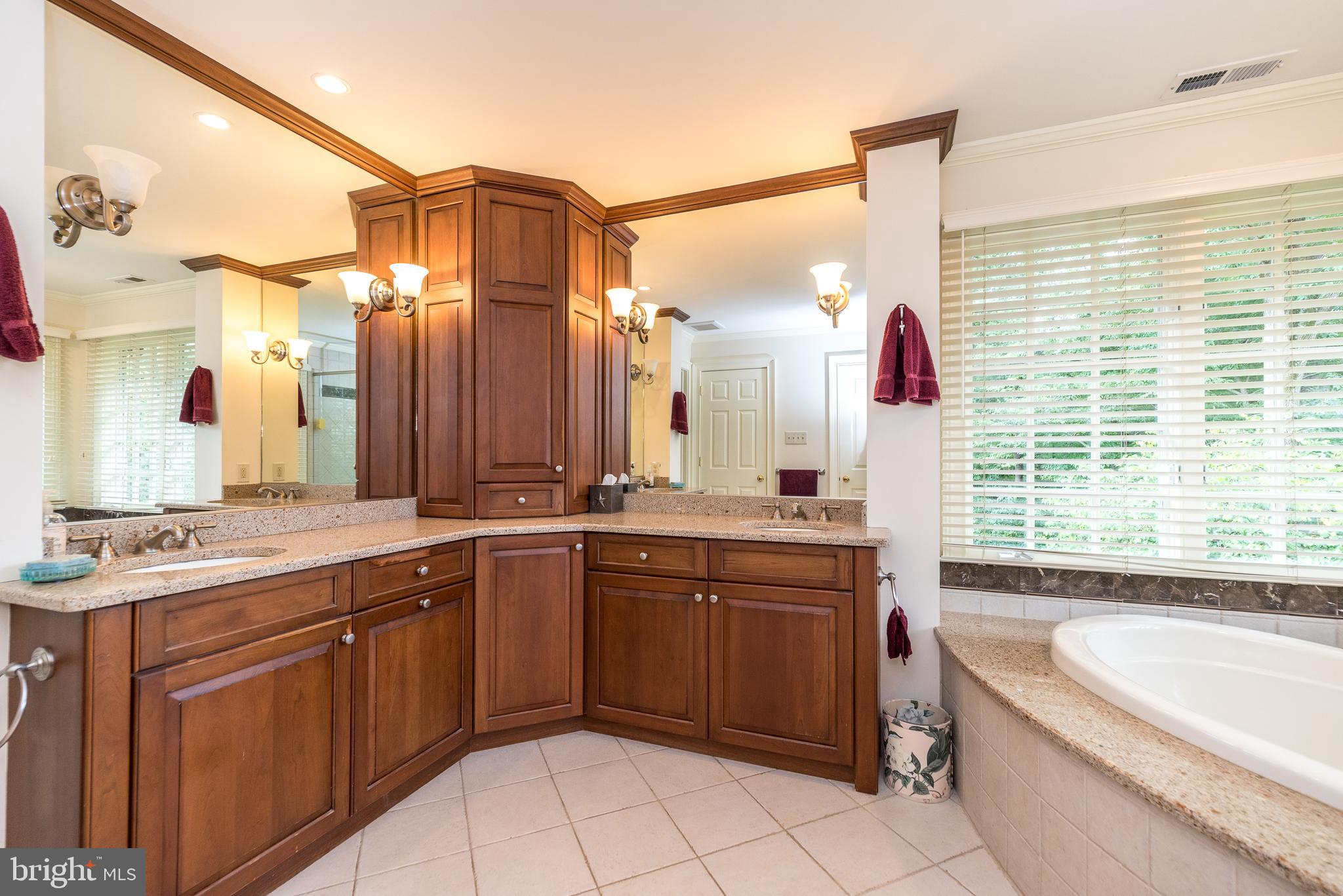 COLDBROOK - Residential