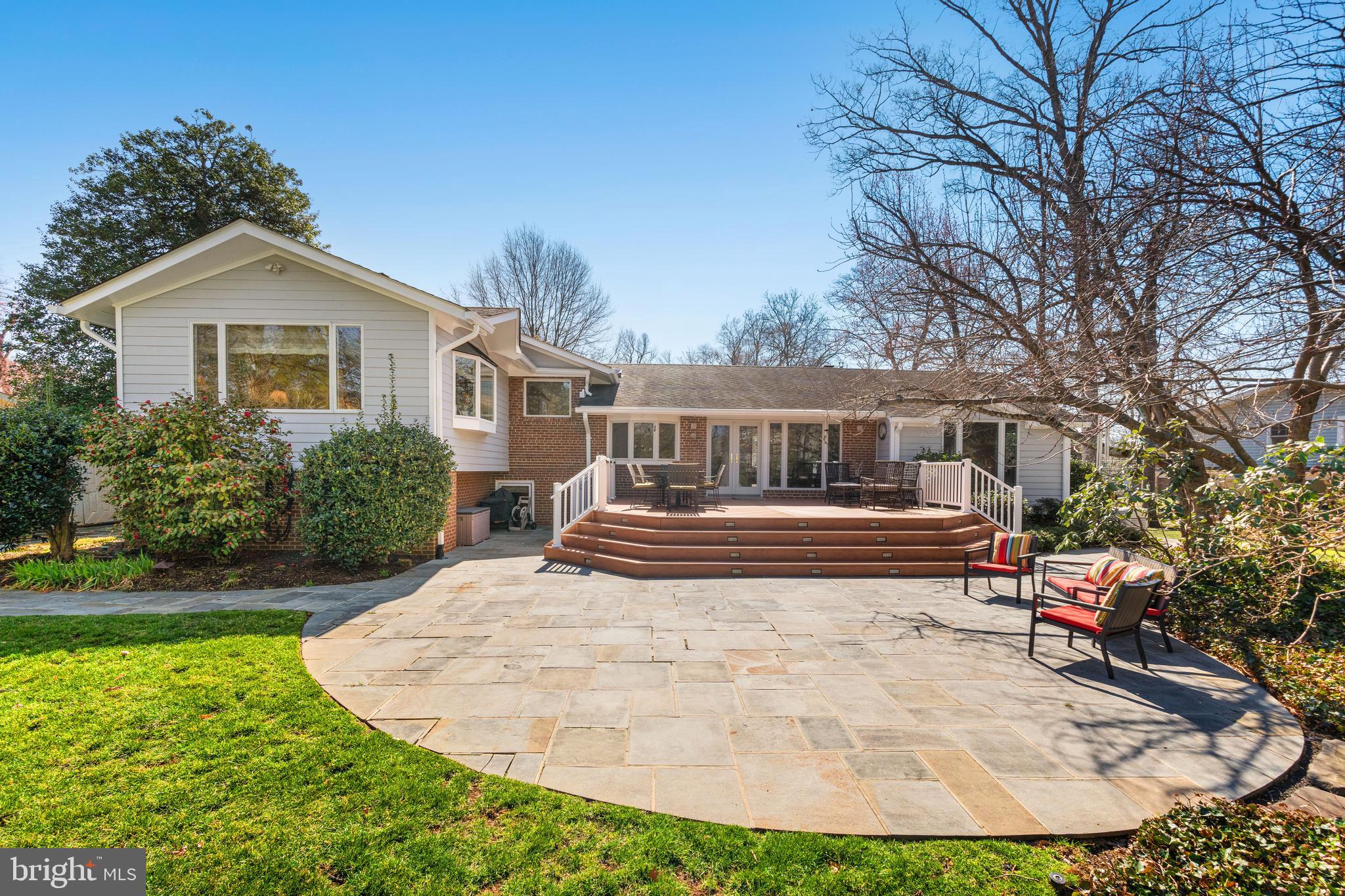 YACHT HAVEN ESTATES - Residential