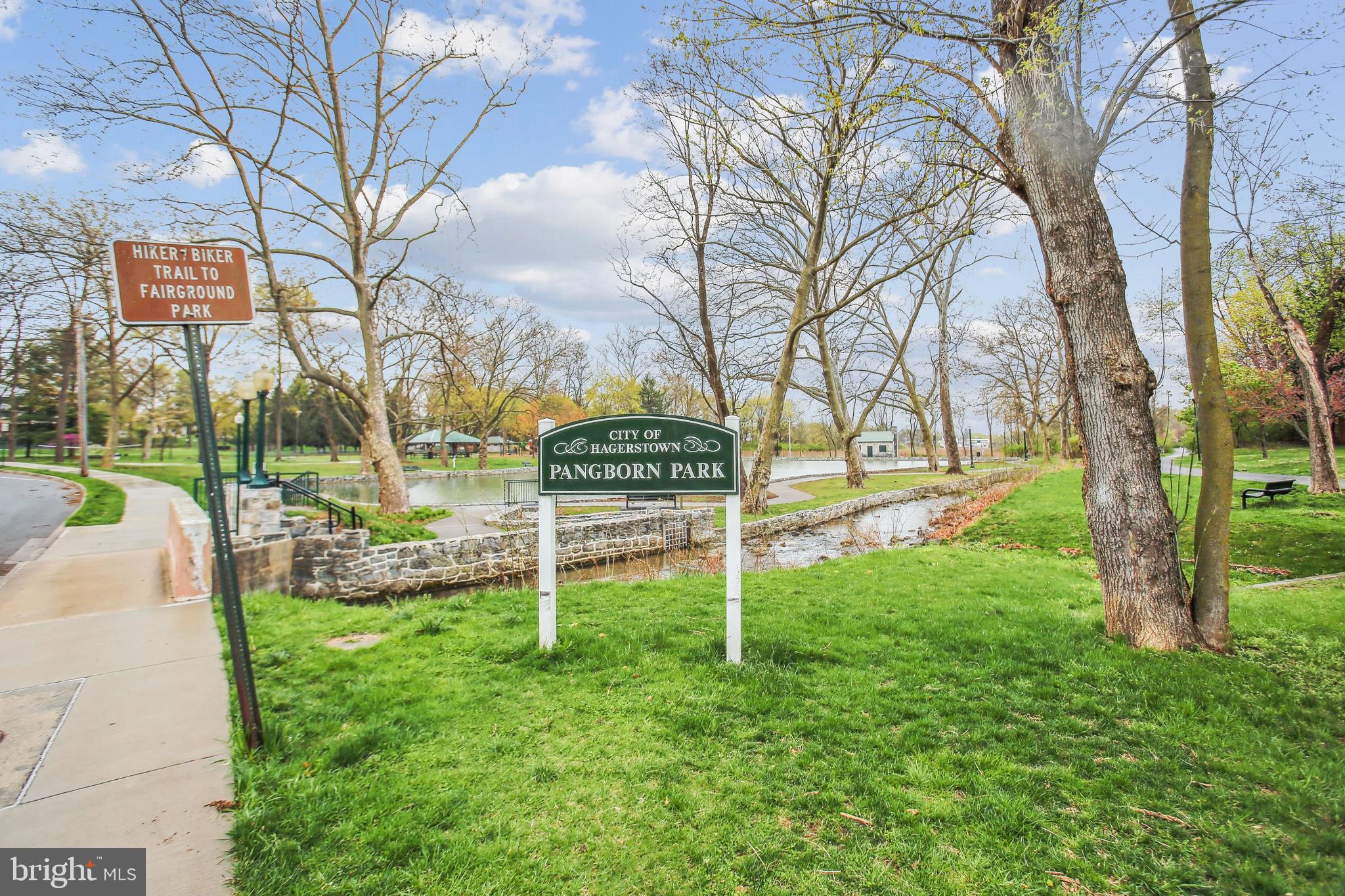 COLONIAL PARK - Residential
