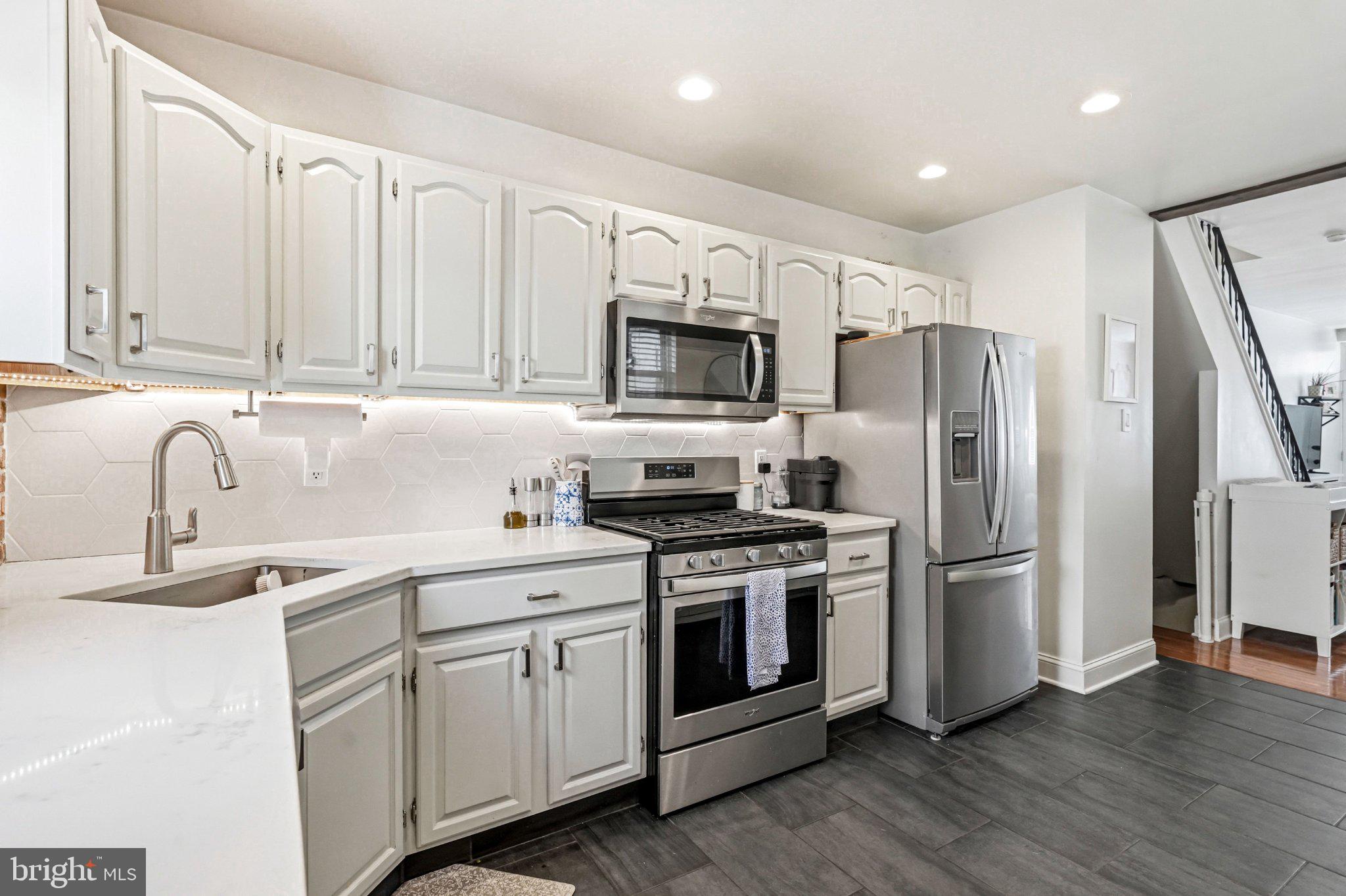 EAST PASSYUNK CROSSING - Residential