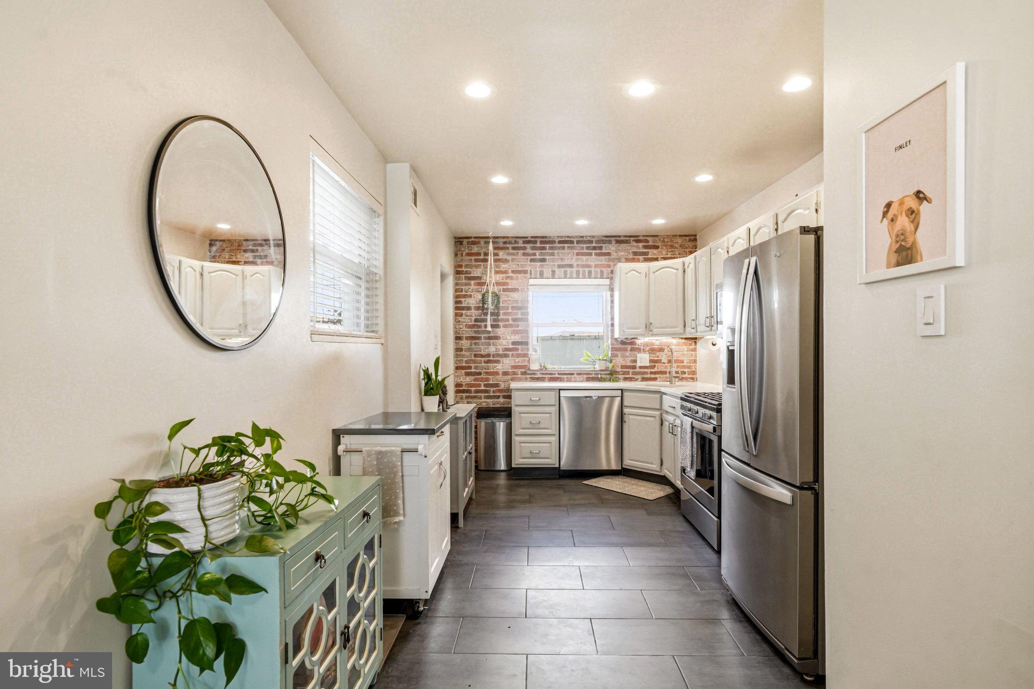 EAST PASSYUNK CROSSING - Residential
