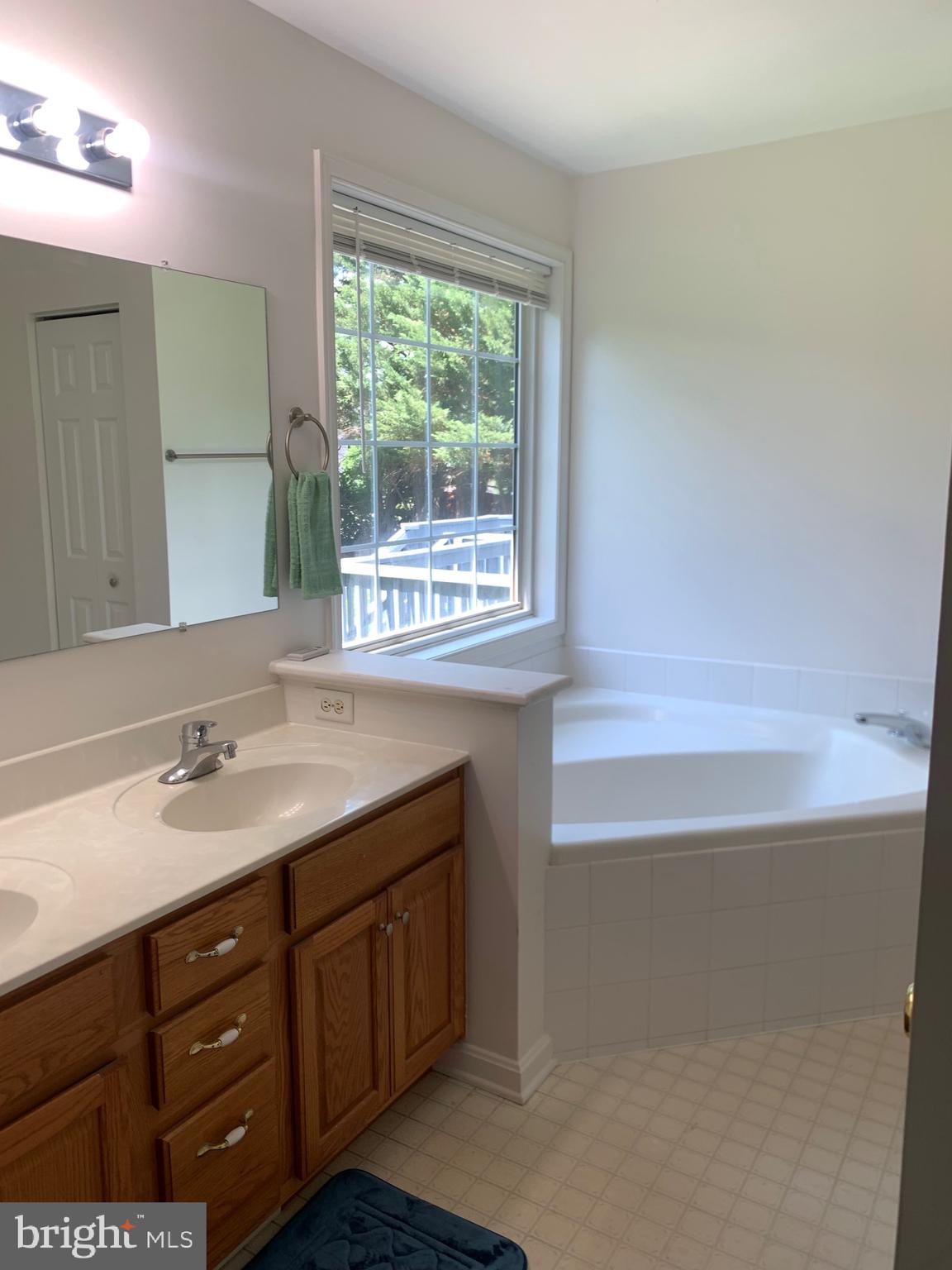 NORTHBROOK ESTATES - Residential