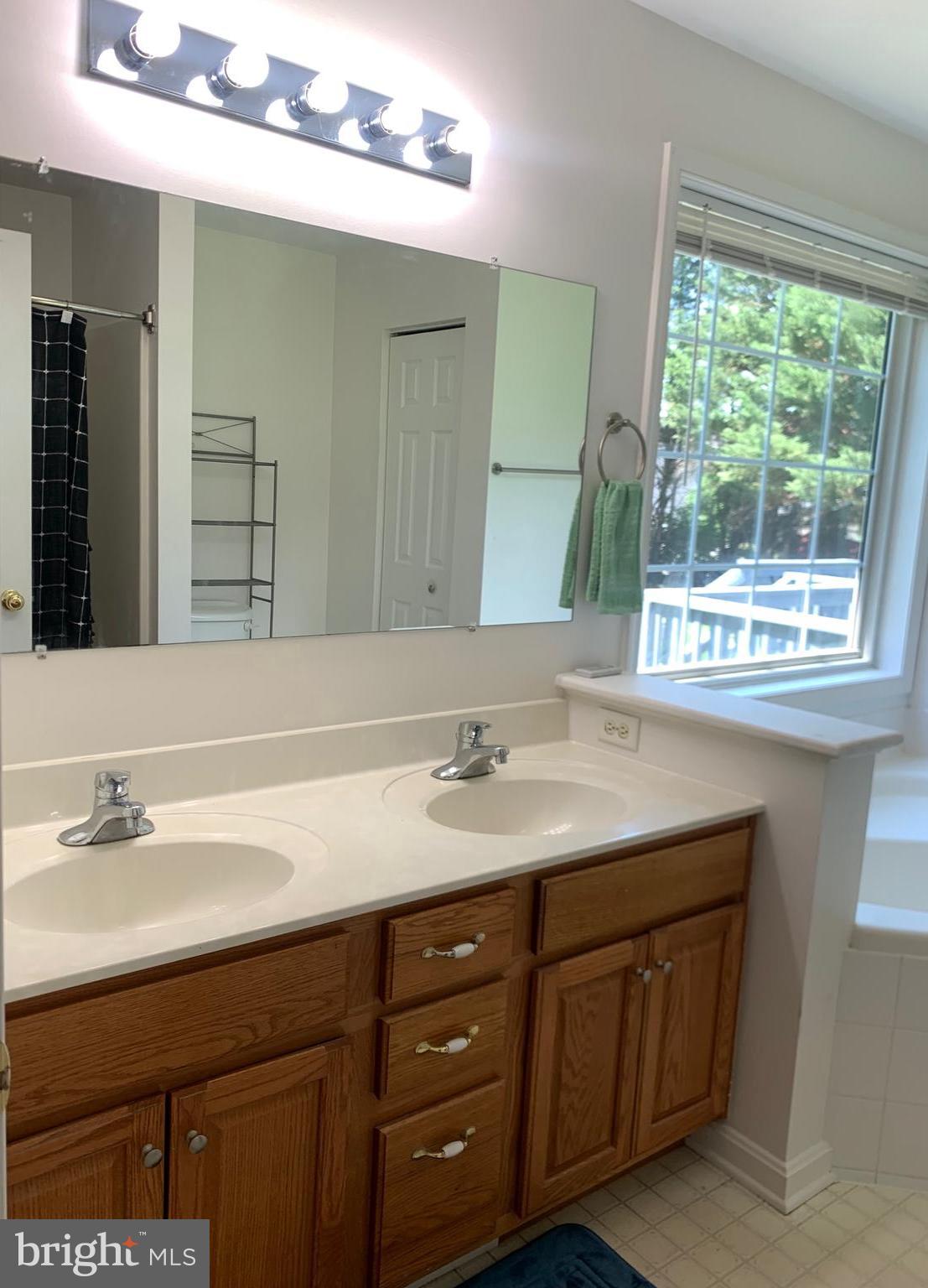 NORTHBROOK ESTATES - Residential
