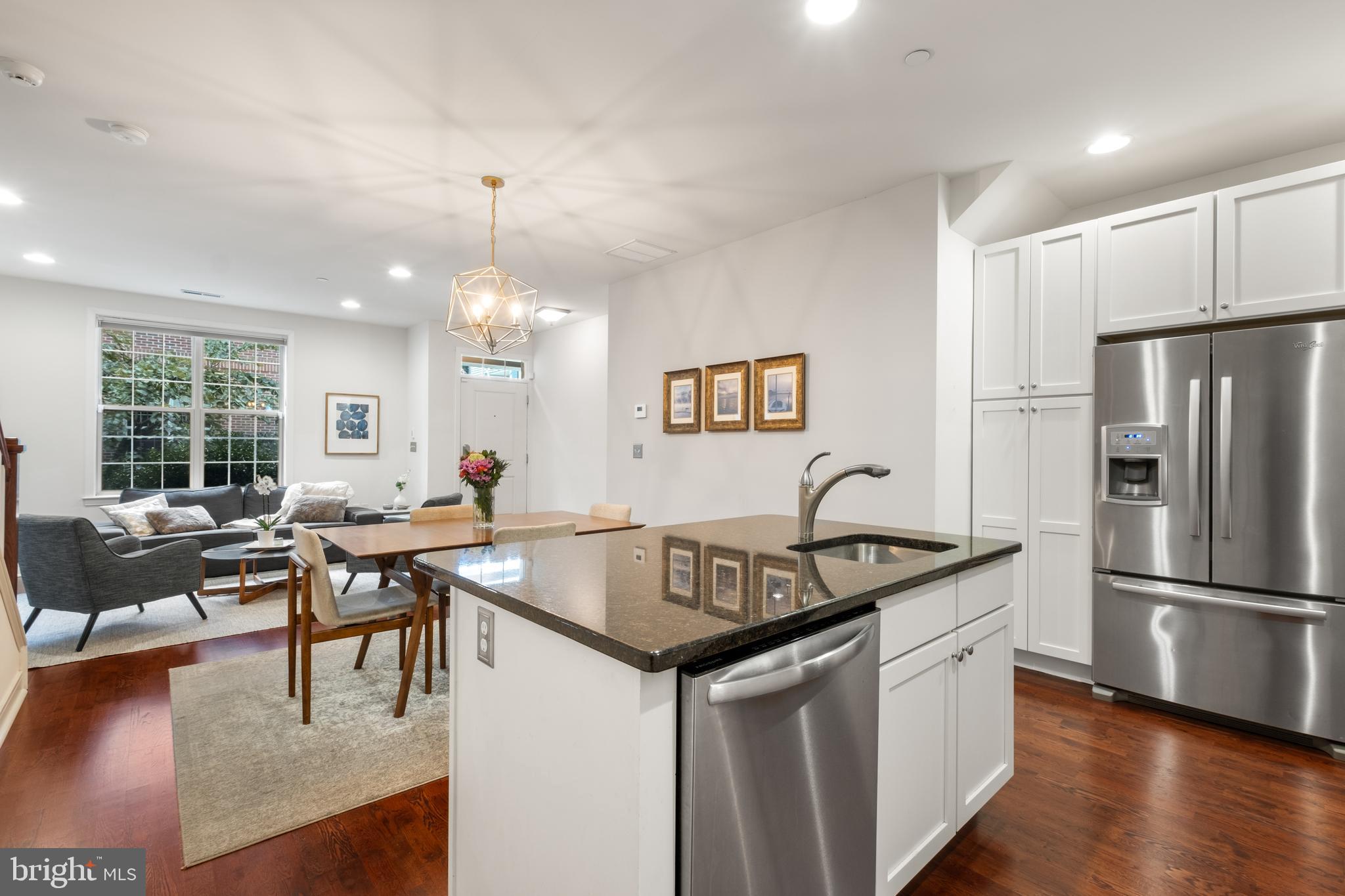2400 SOUTH - Residential