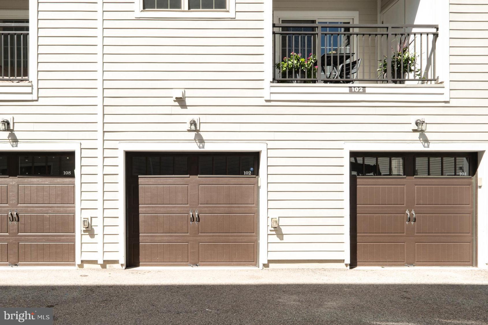 2400 SOUTH - Residential