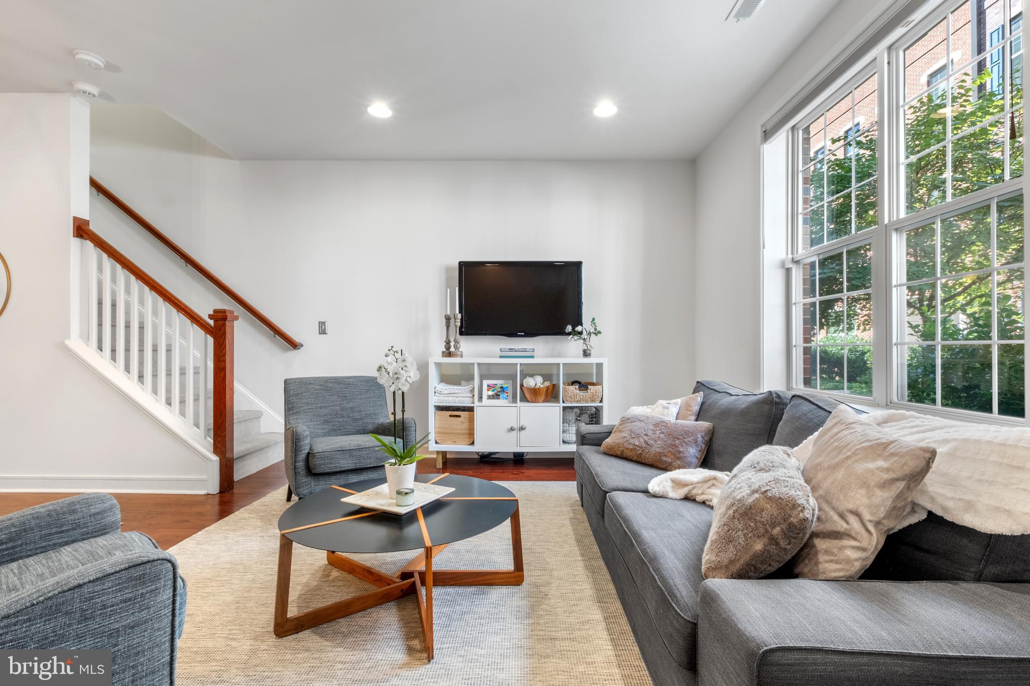 2400 SOUTH - Residential