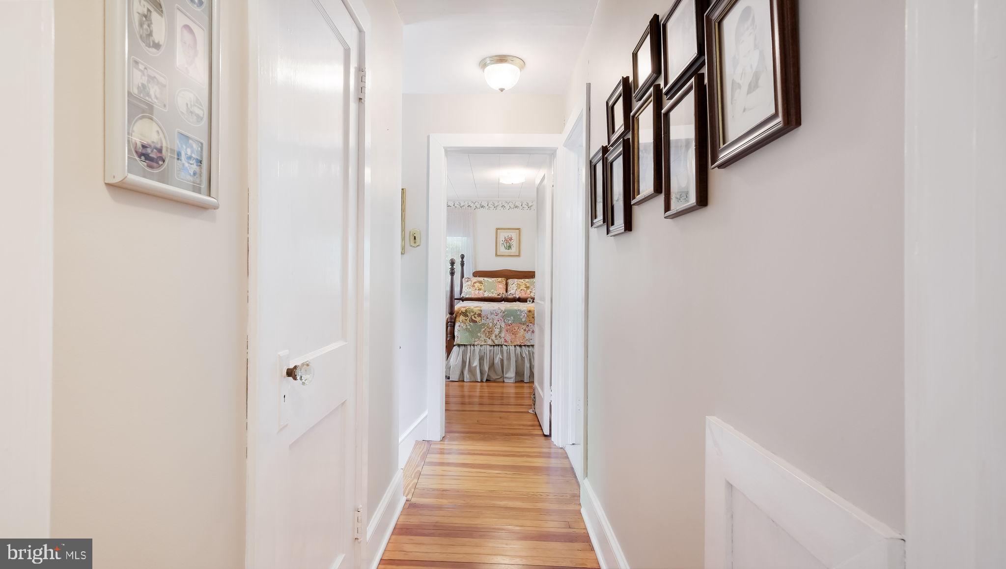 IRON HILL - Residential