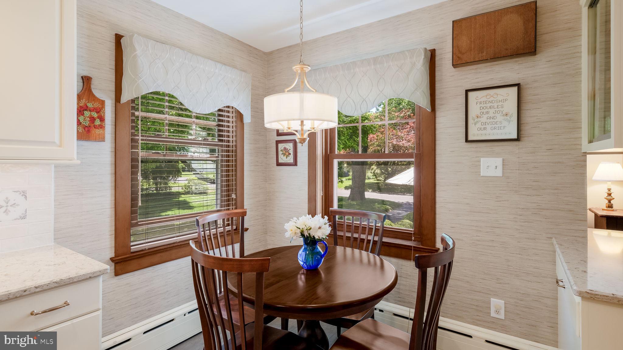 IRON HILL - Residential