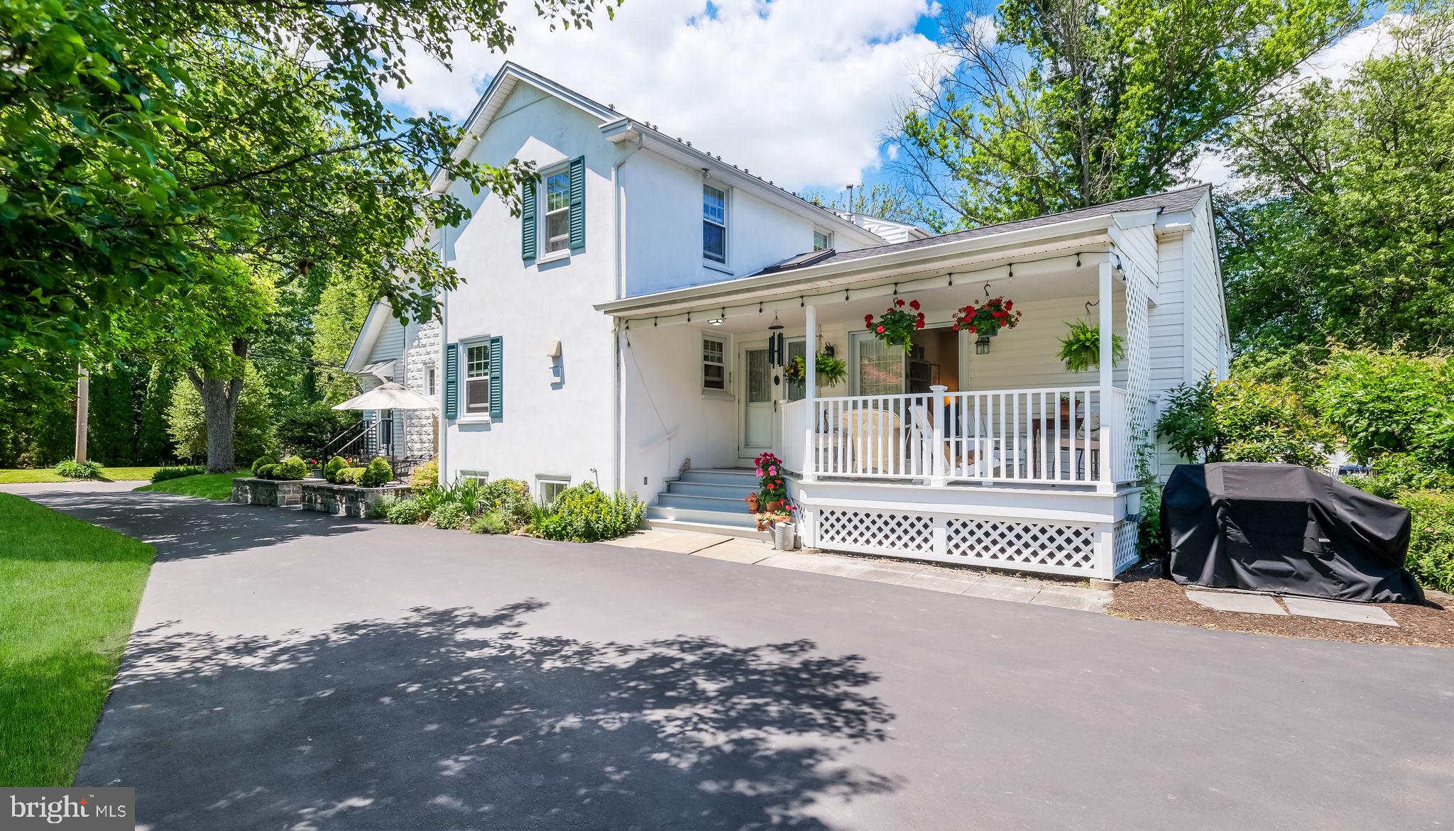 IRON HILL - Residential