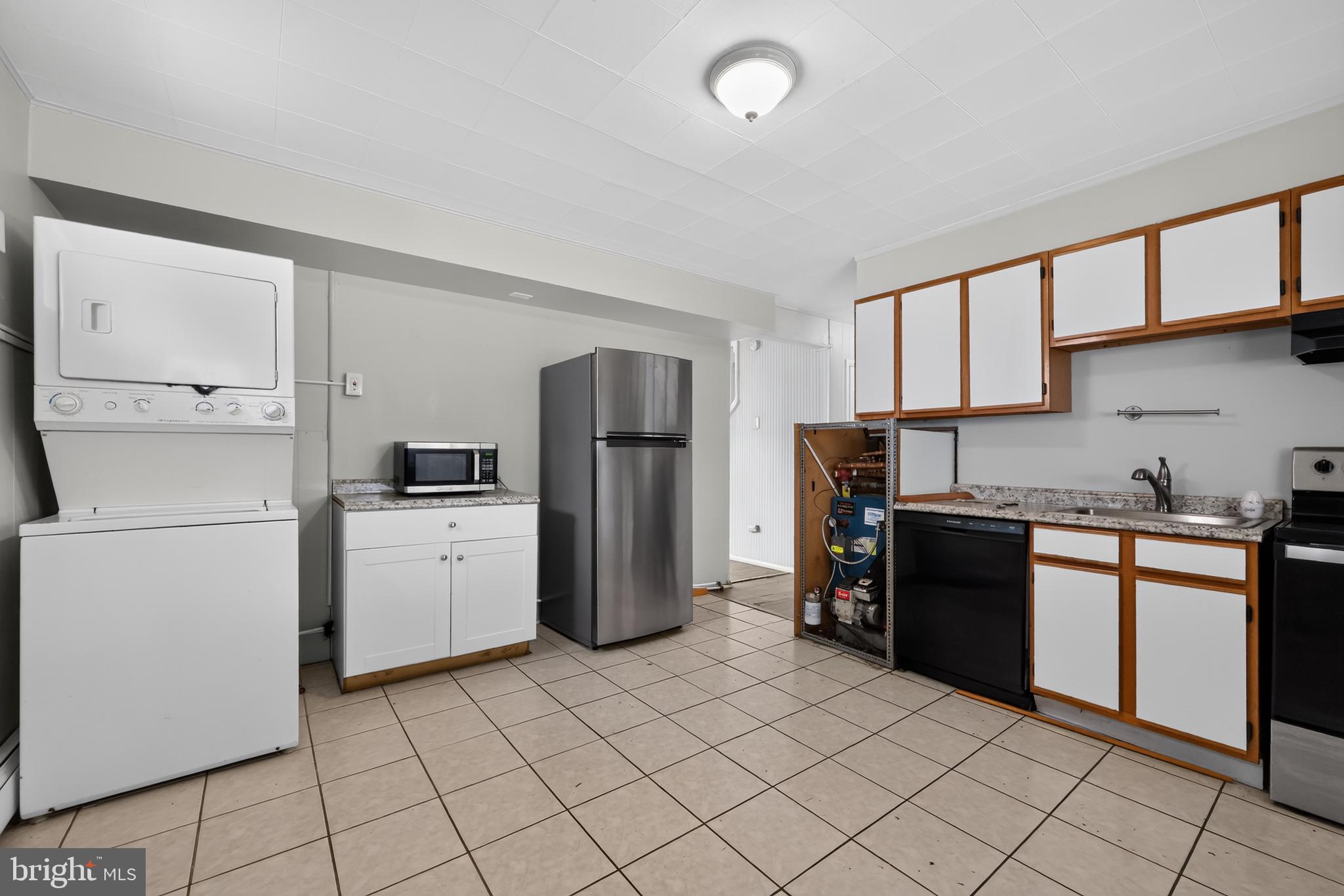 ROXBOROUGH - Residential