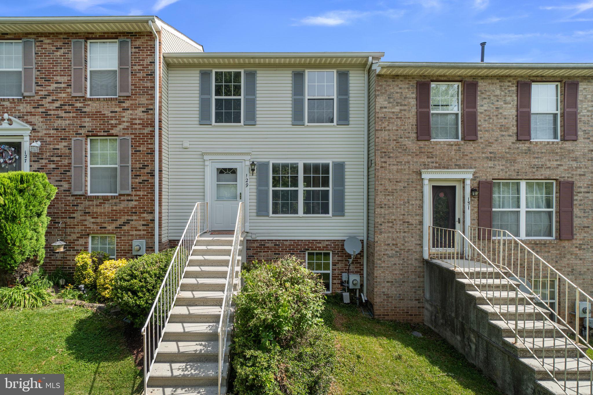 MT AIRY MANORS - Residential