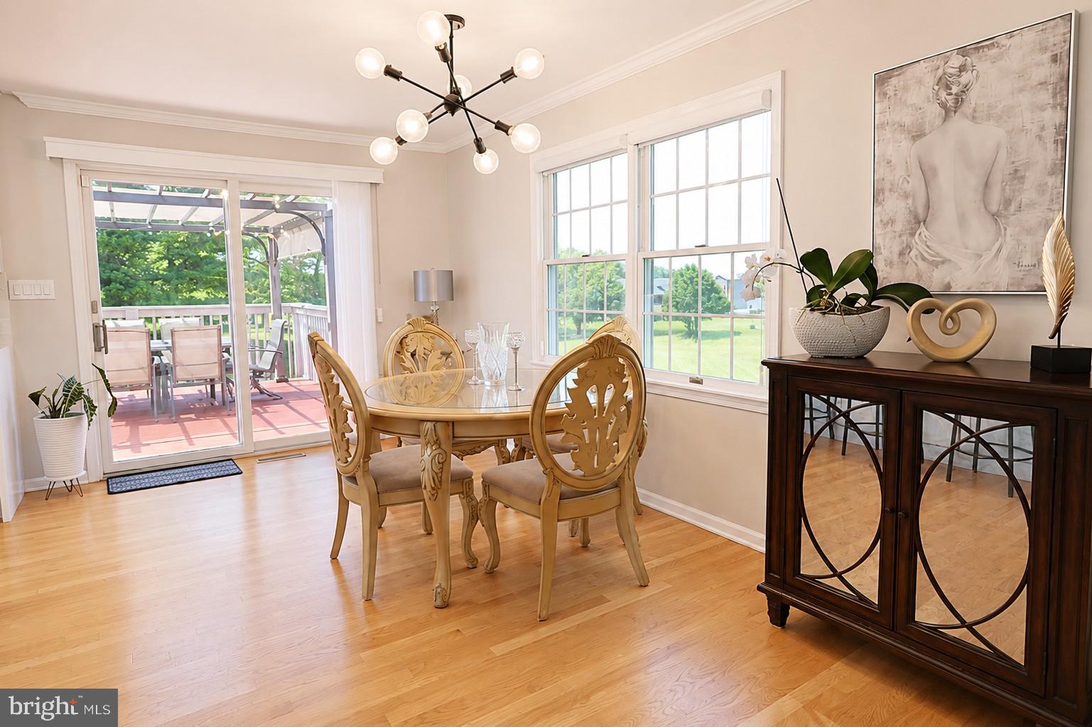 CARAVEL WOODS - Residential