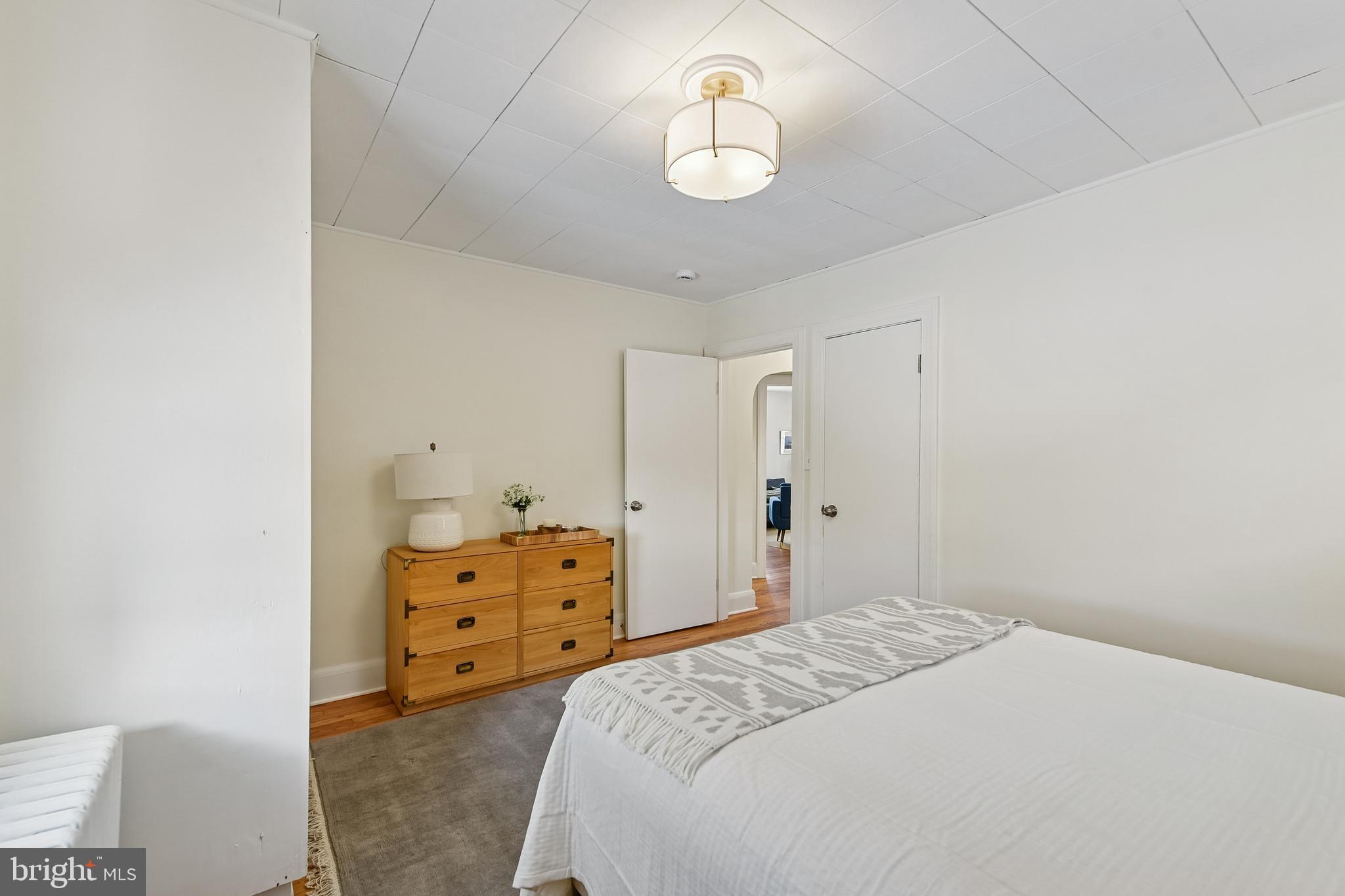 ESSEX - Residential