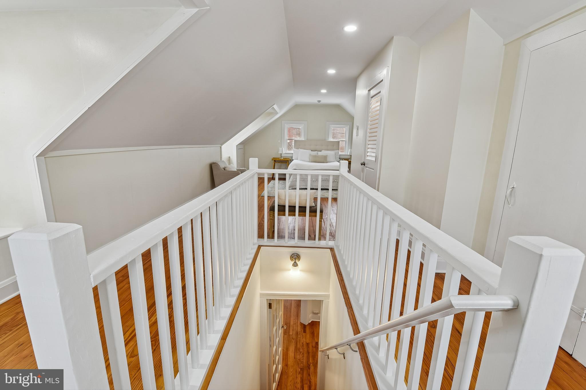 ESSEX - Residential