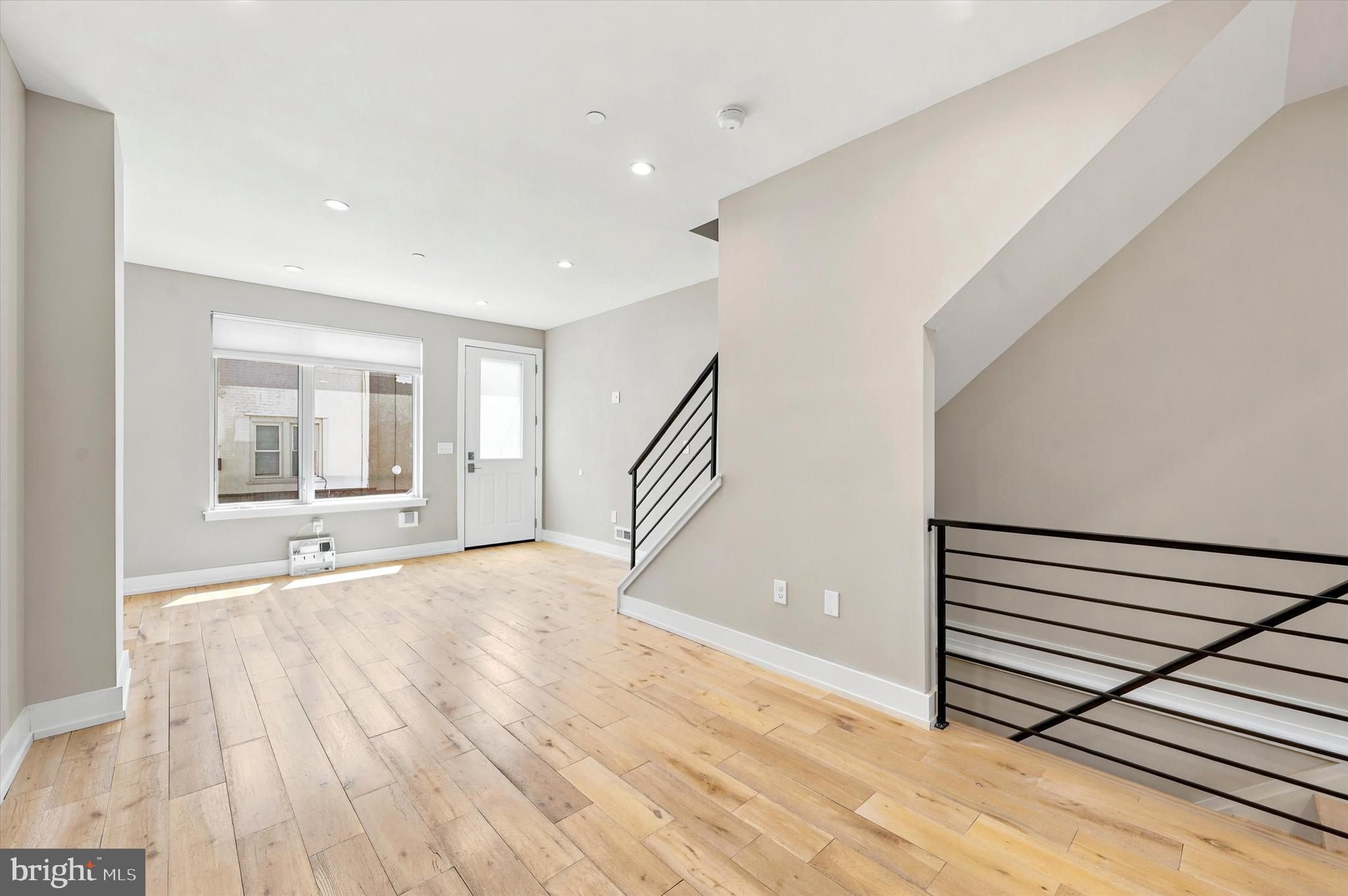 POINT BREEZE - Residential