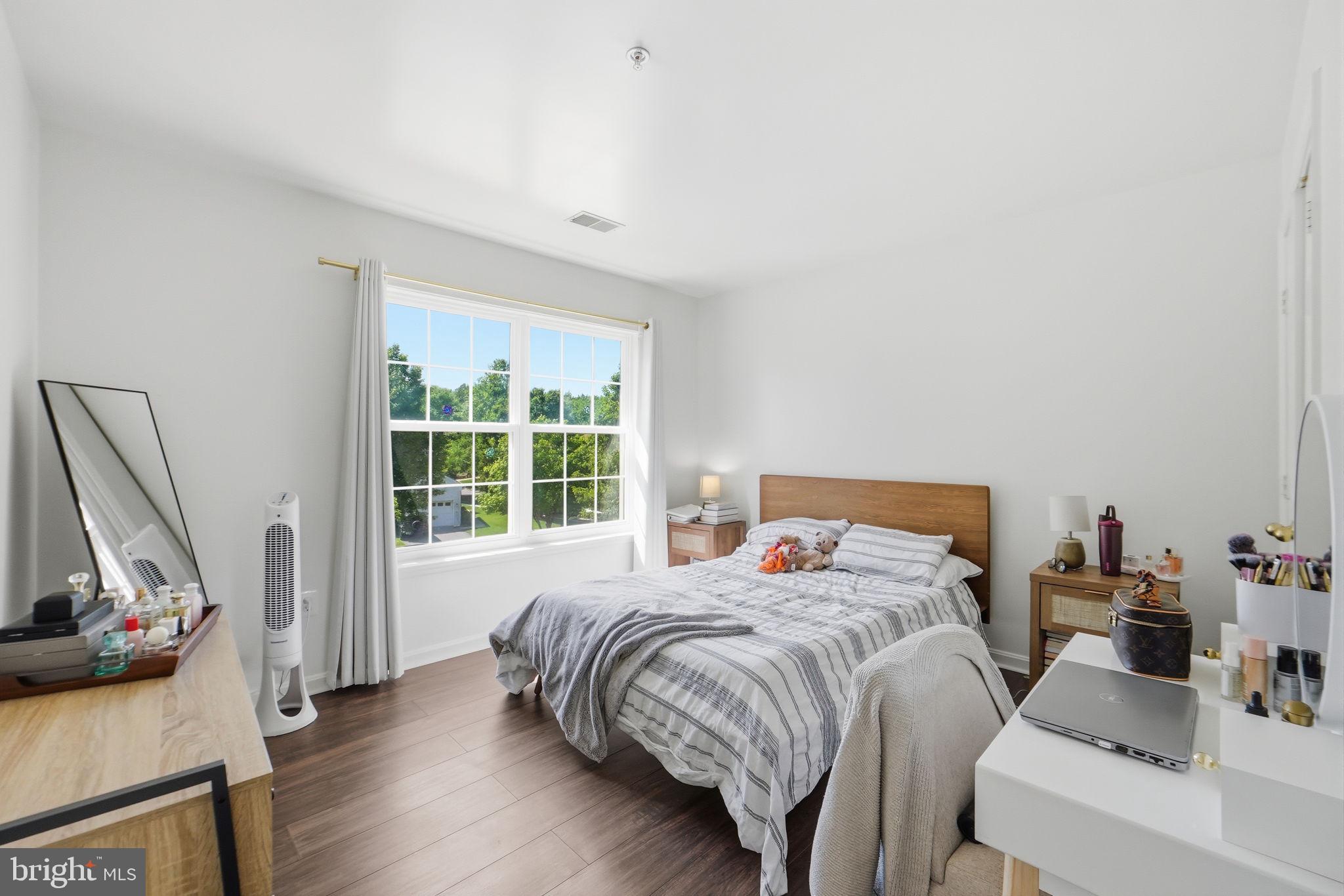 HORIZON HILLS - Residential