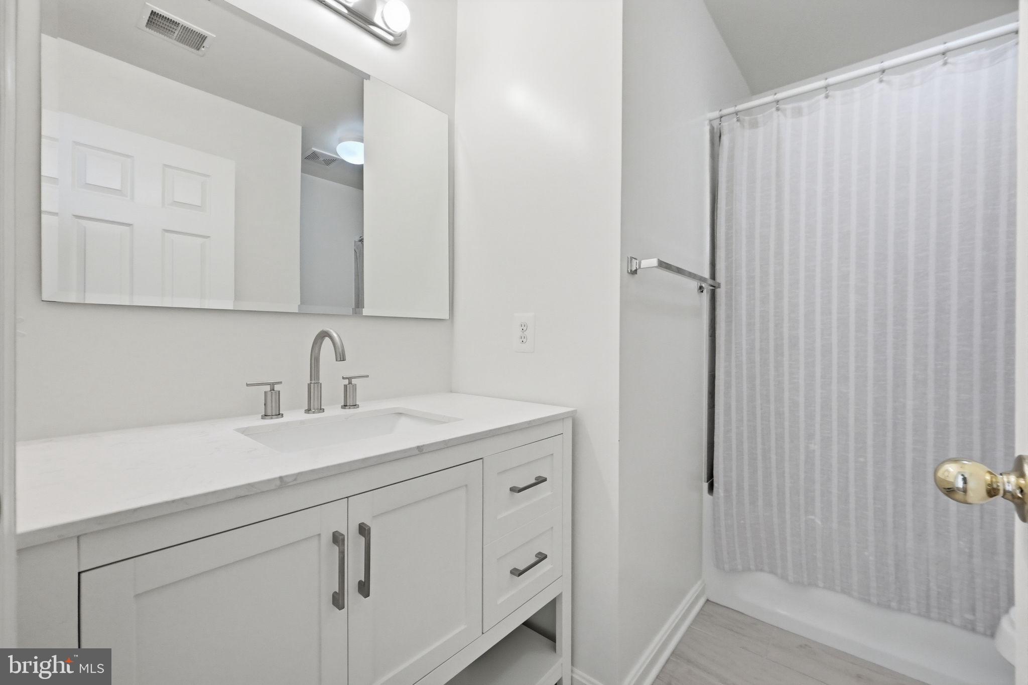 HORIZON HILLS - Residential