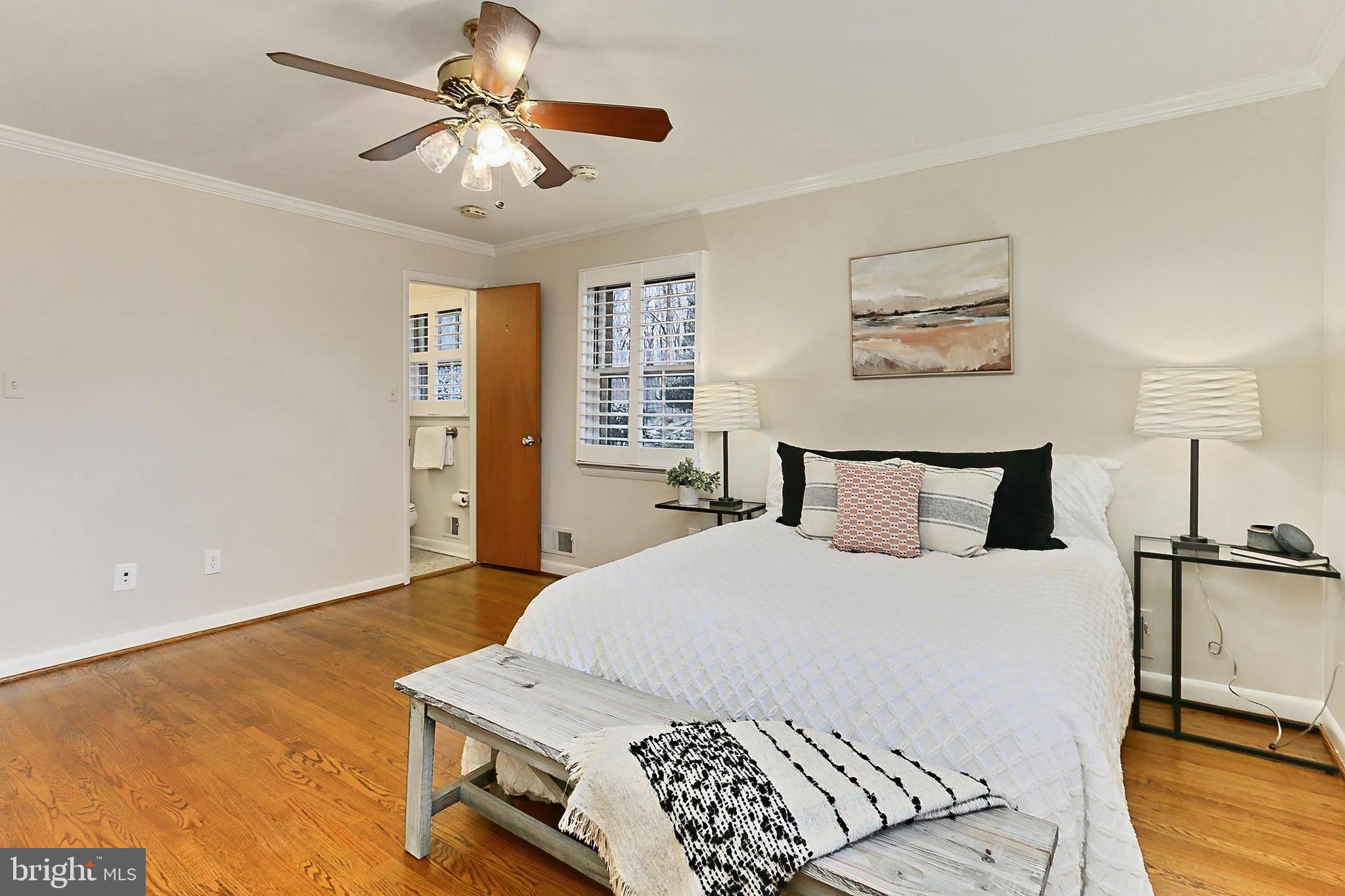 RIVERCREST - Residential