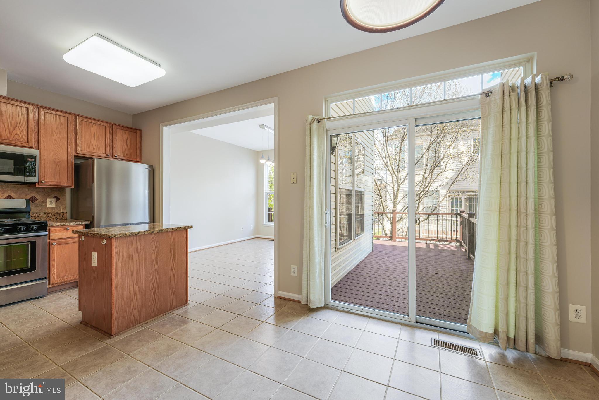 WELLESLEY - Residential
